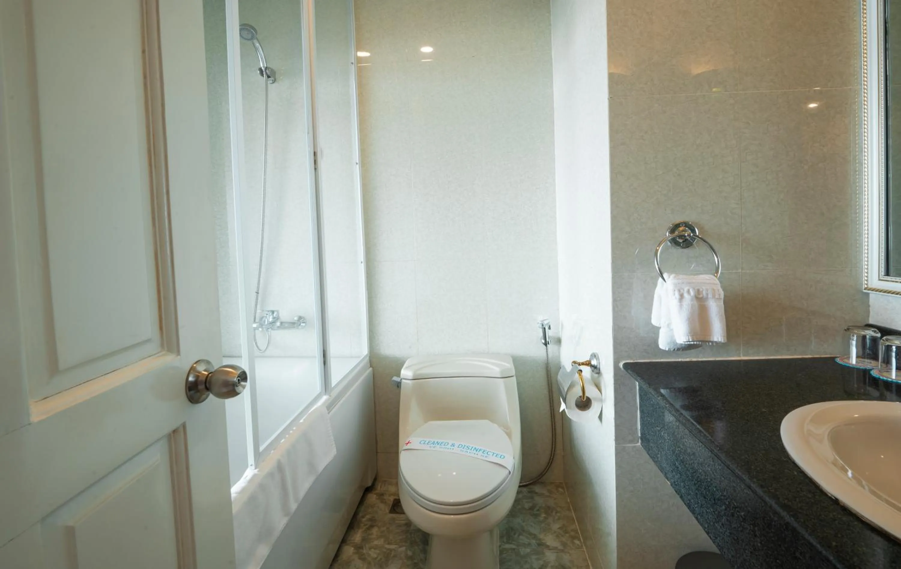 Shower in Lotus Saigon Hotel