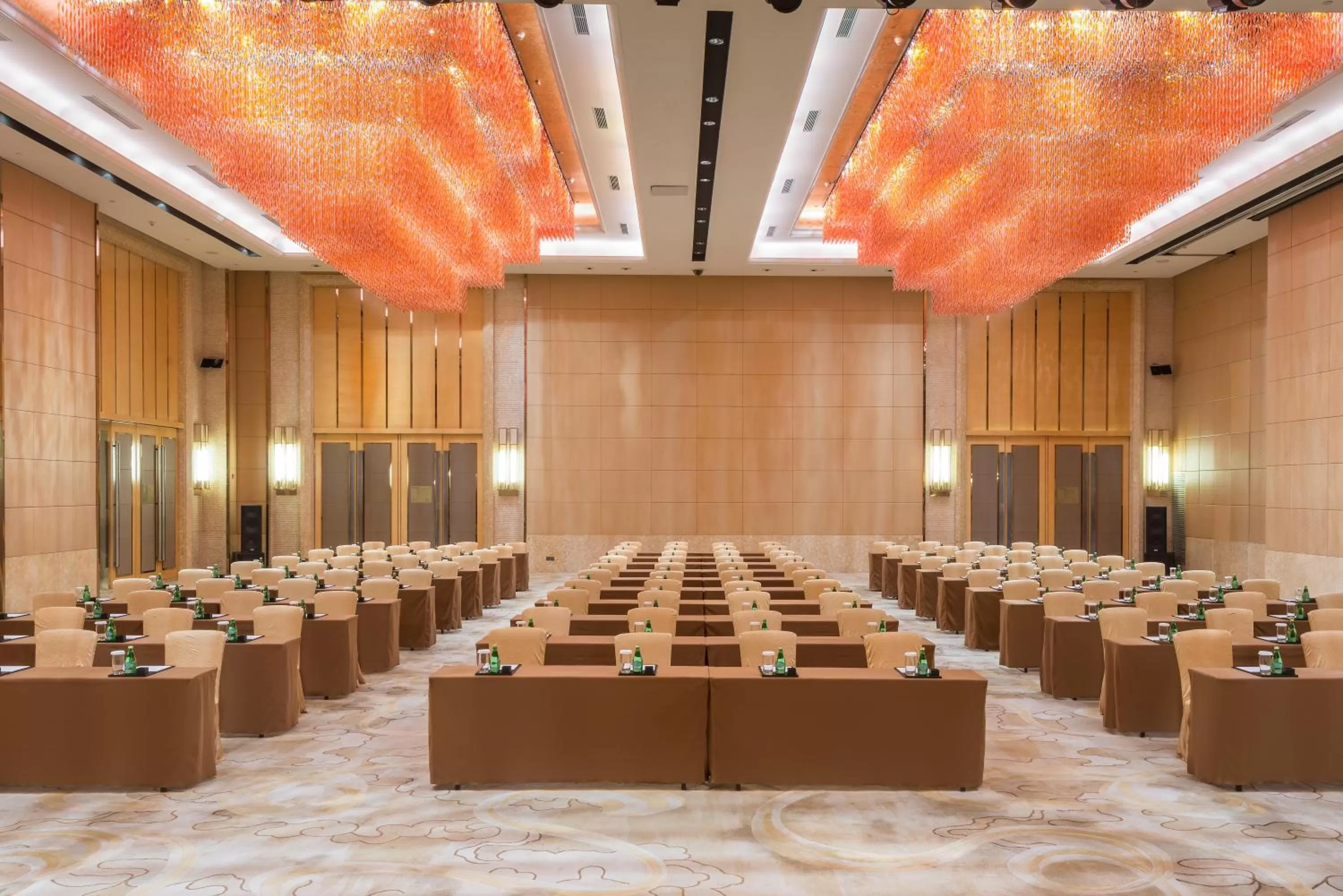 Meeting/conference room in Crowne Plaza Hotel Lanzhou by IHG