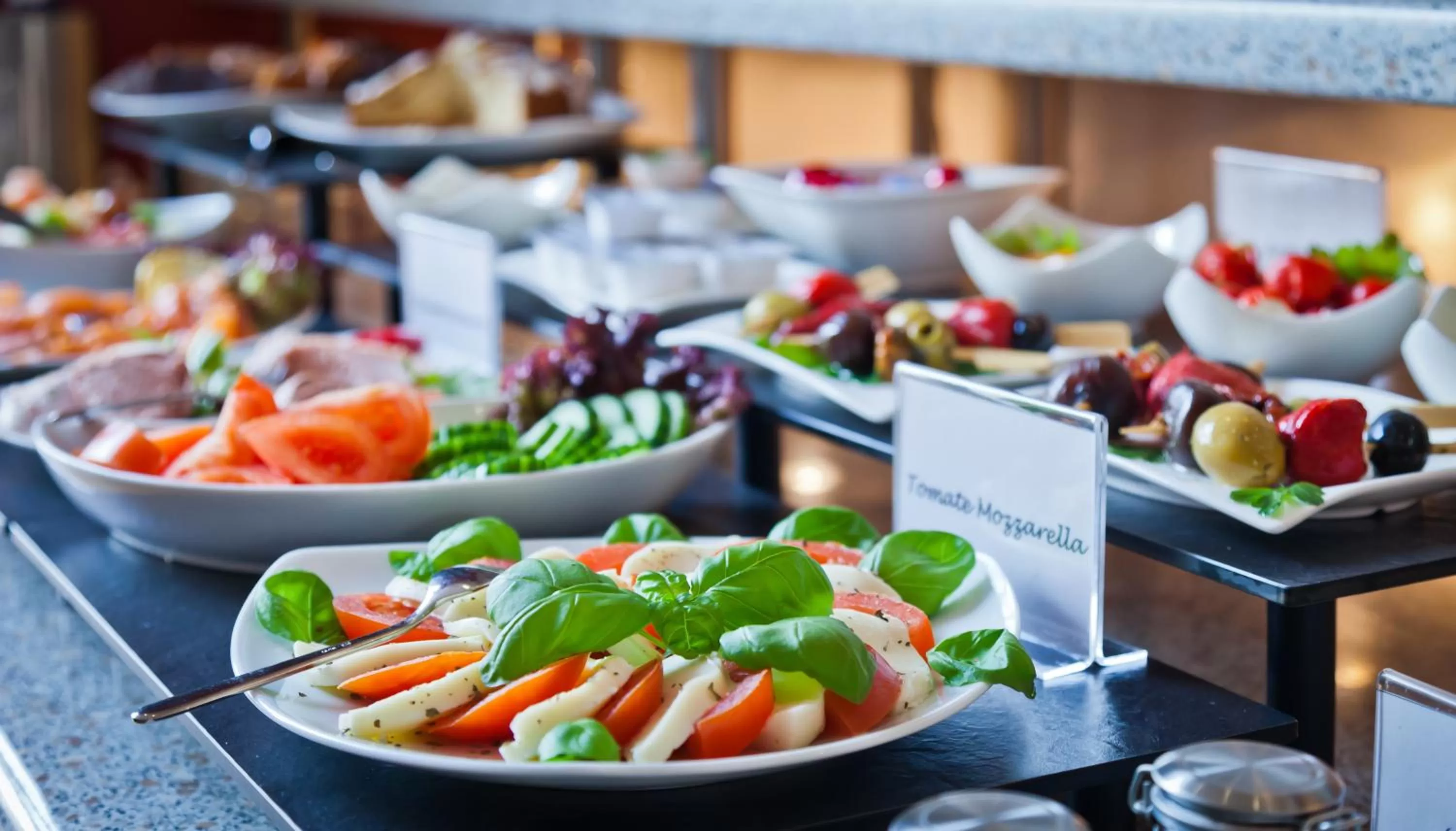 Buffet breakfast in Arthotel ANA Residence Bremen