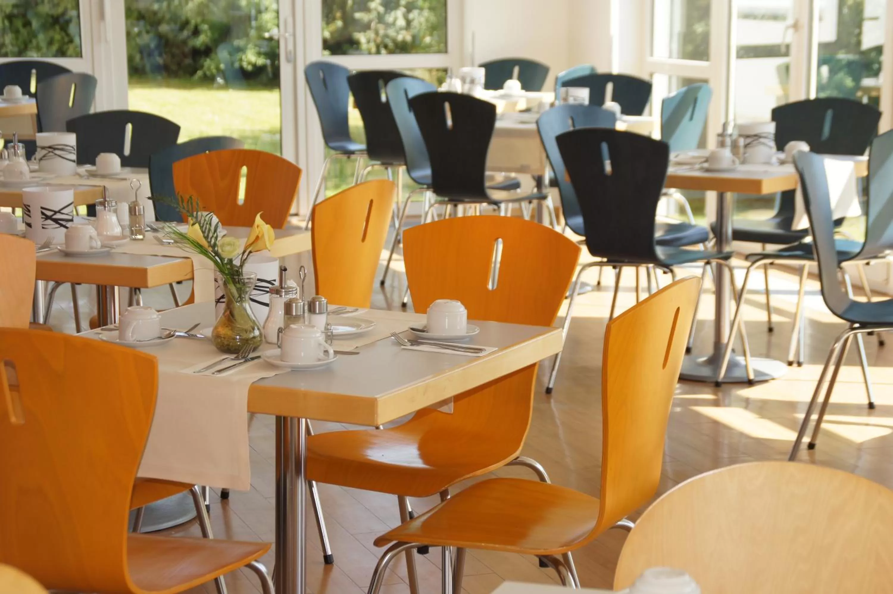 Restaurant/places to eat in EuroHotel Günzburg