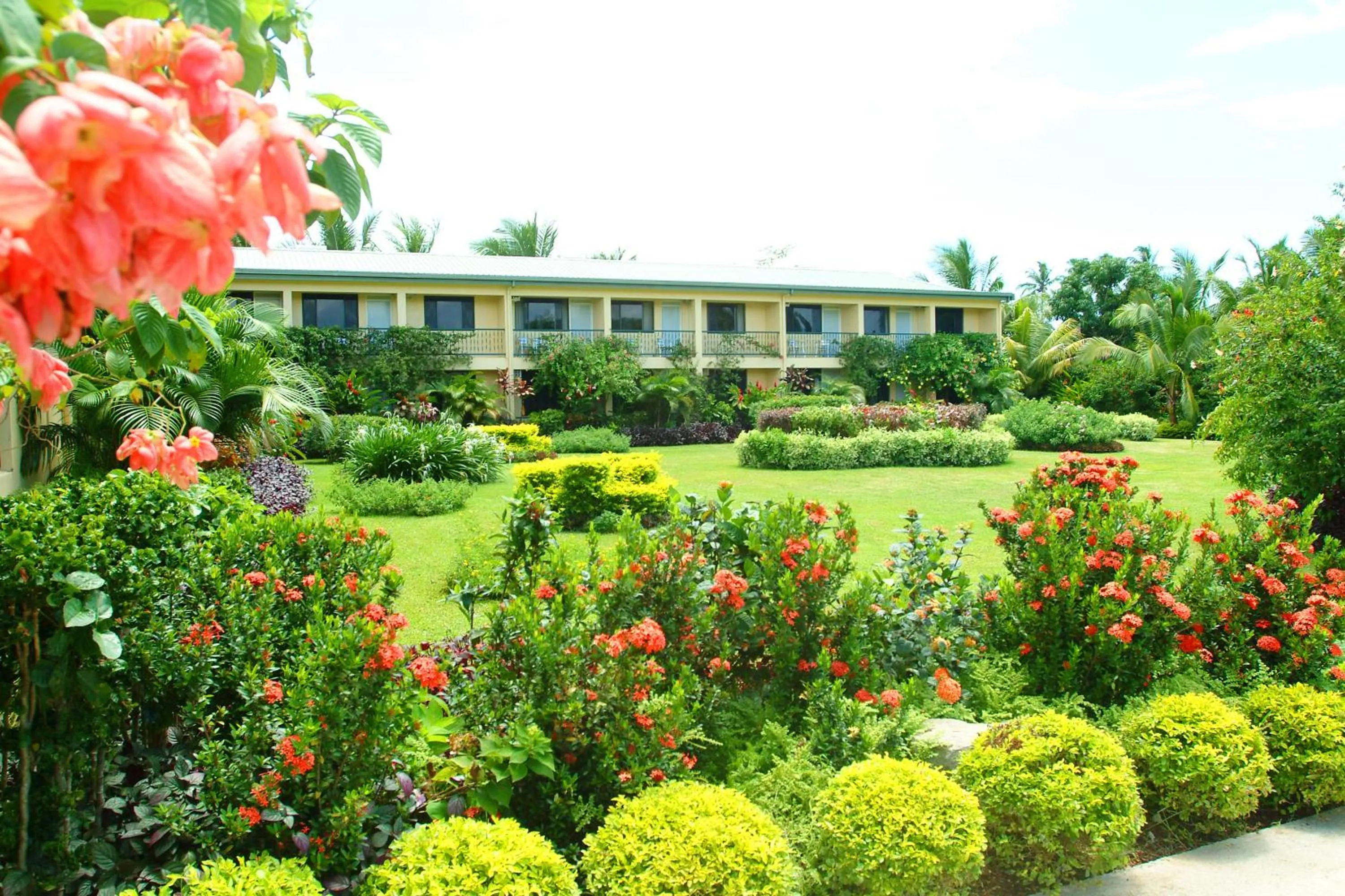 Facade/entrance in Grand West Villas