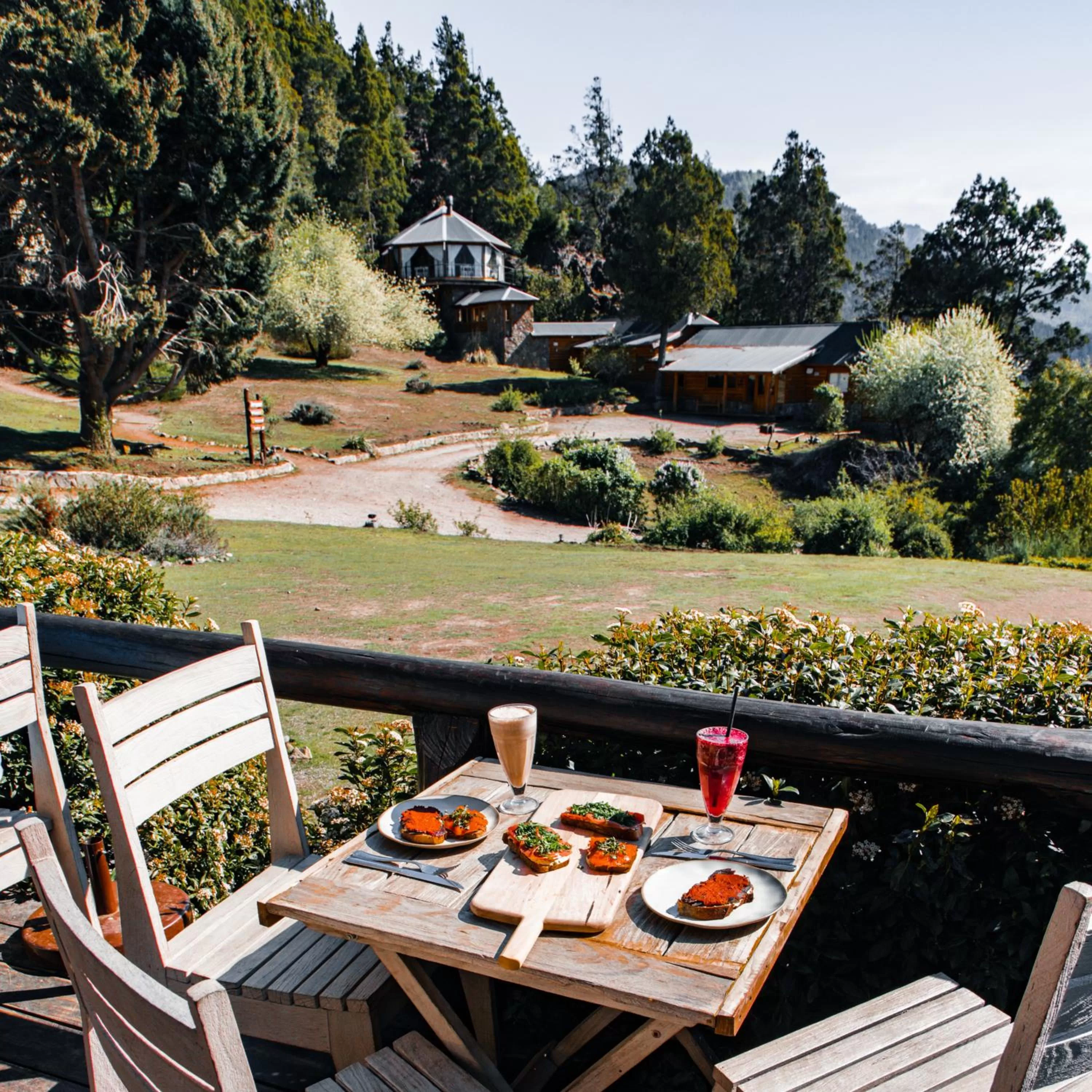 Property building in Arrayan Lake View Mountain Lodge & Casa De Te Arrayan