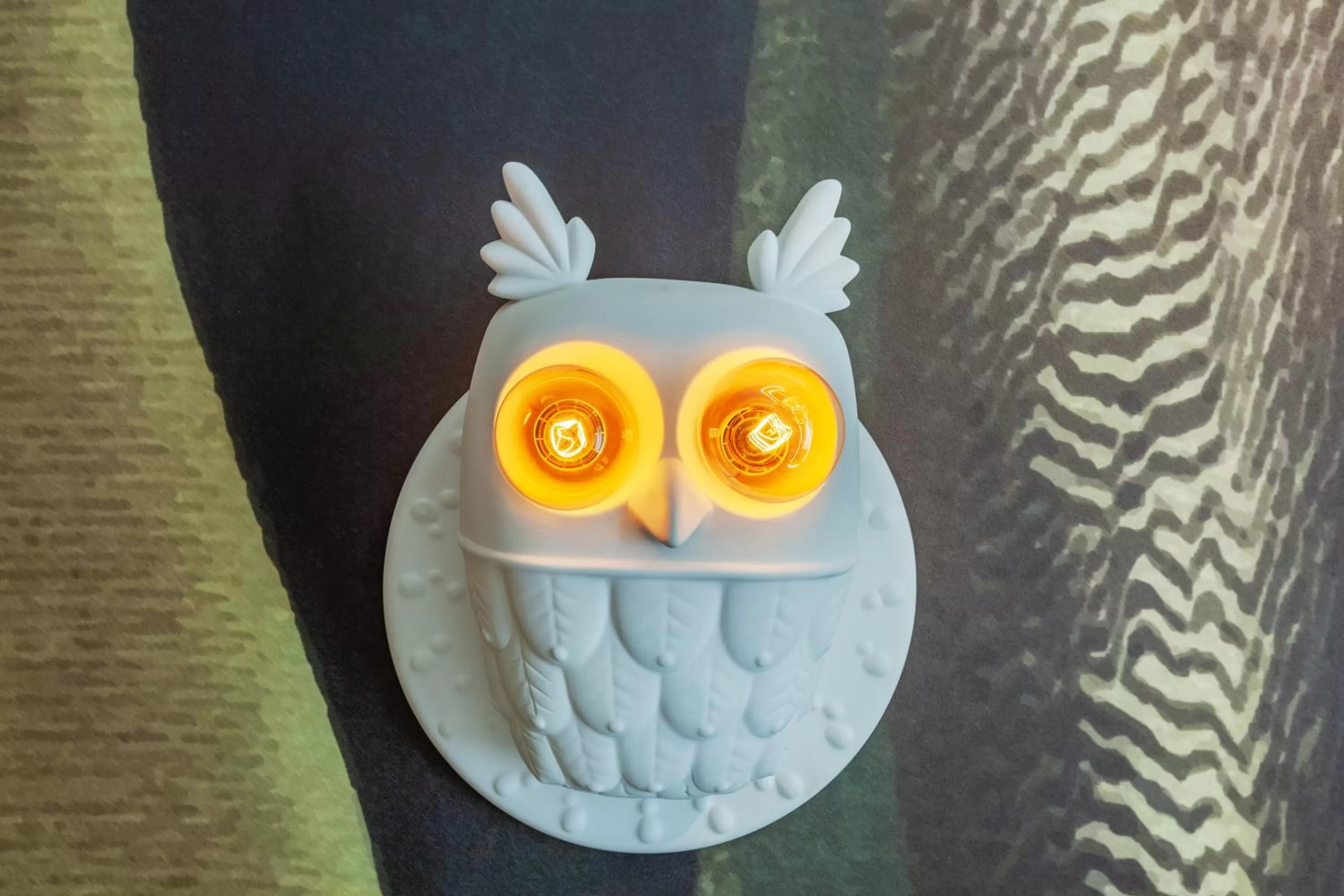 Decorative detail in LA DAMA