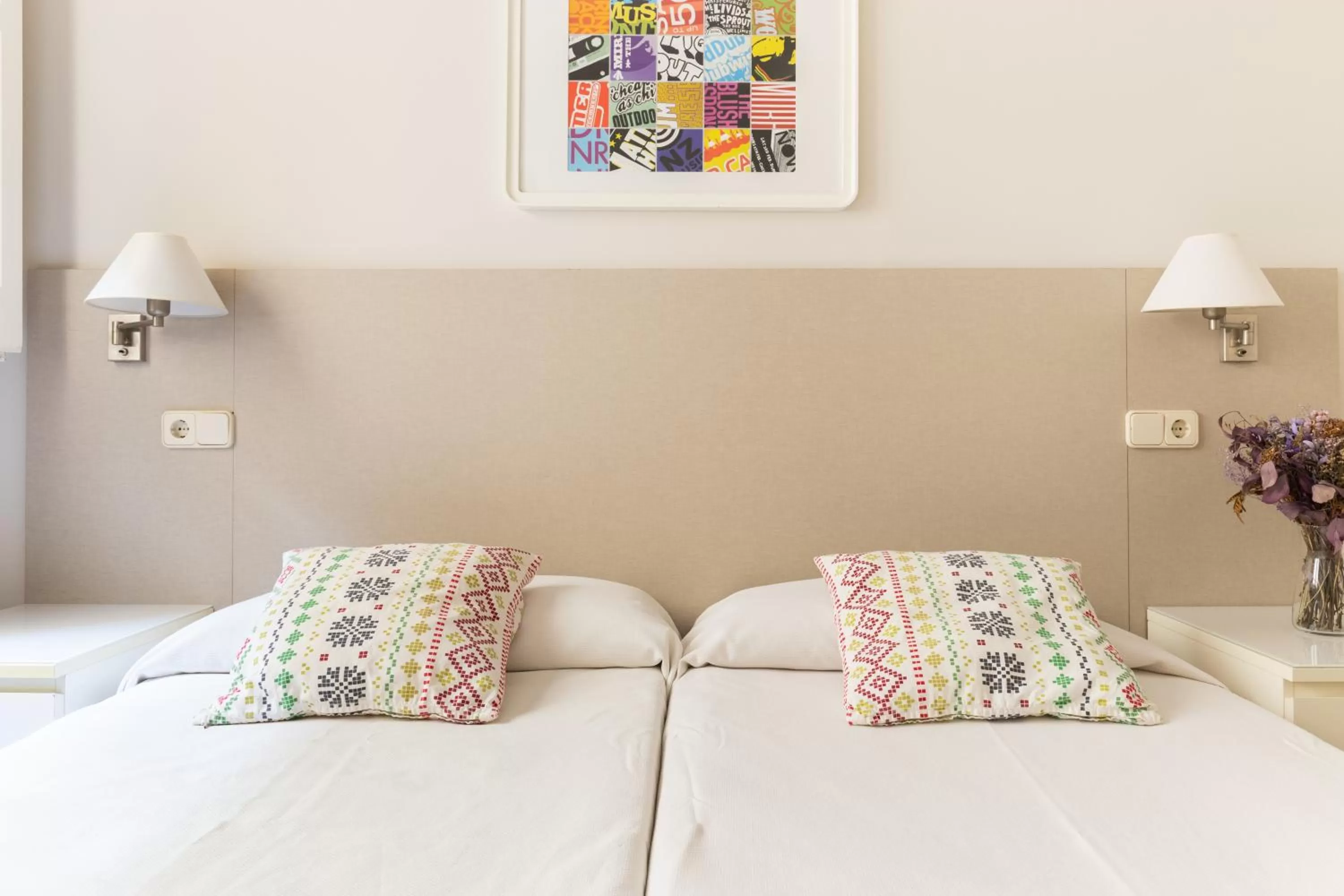 Bed in Atica Apartments - by Weflating