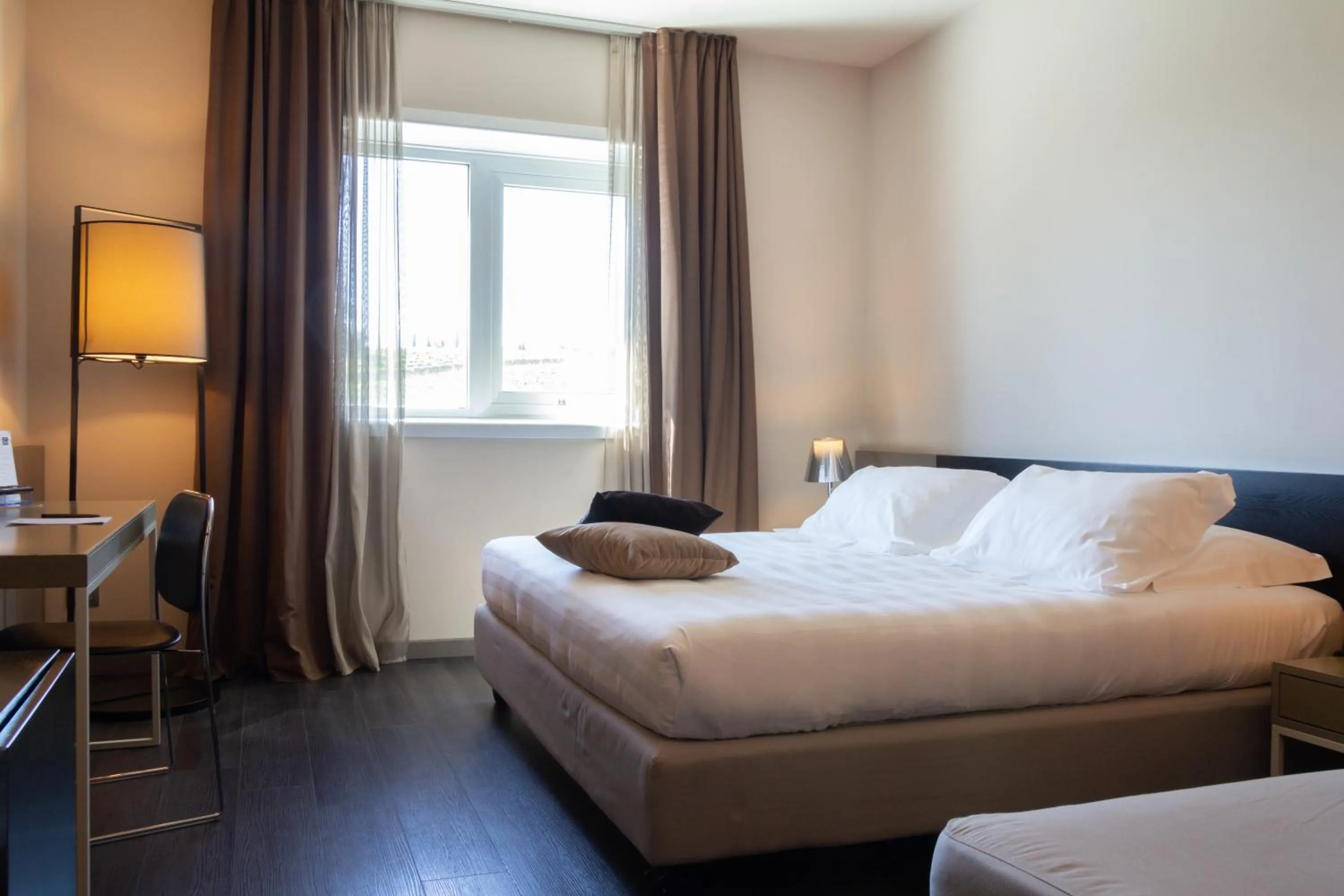 Bed in G Hotel Ancona