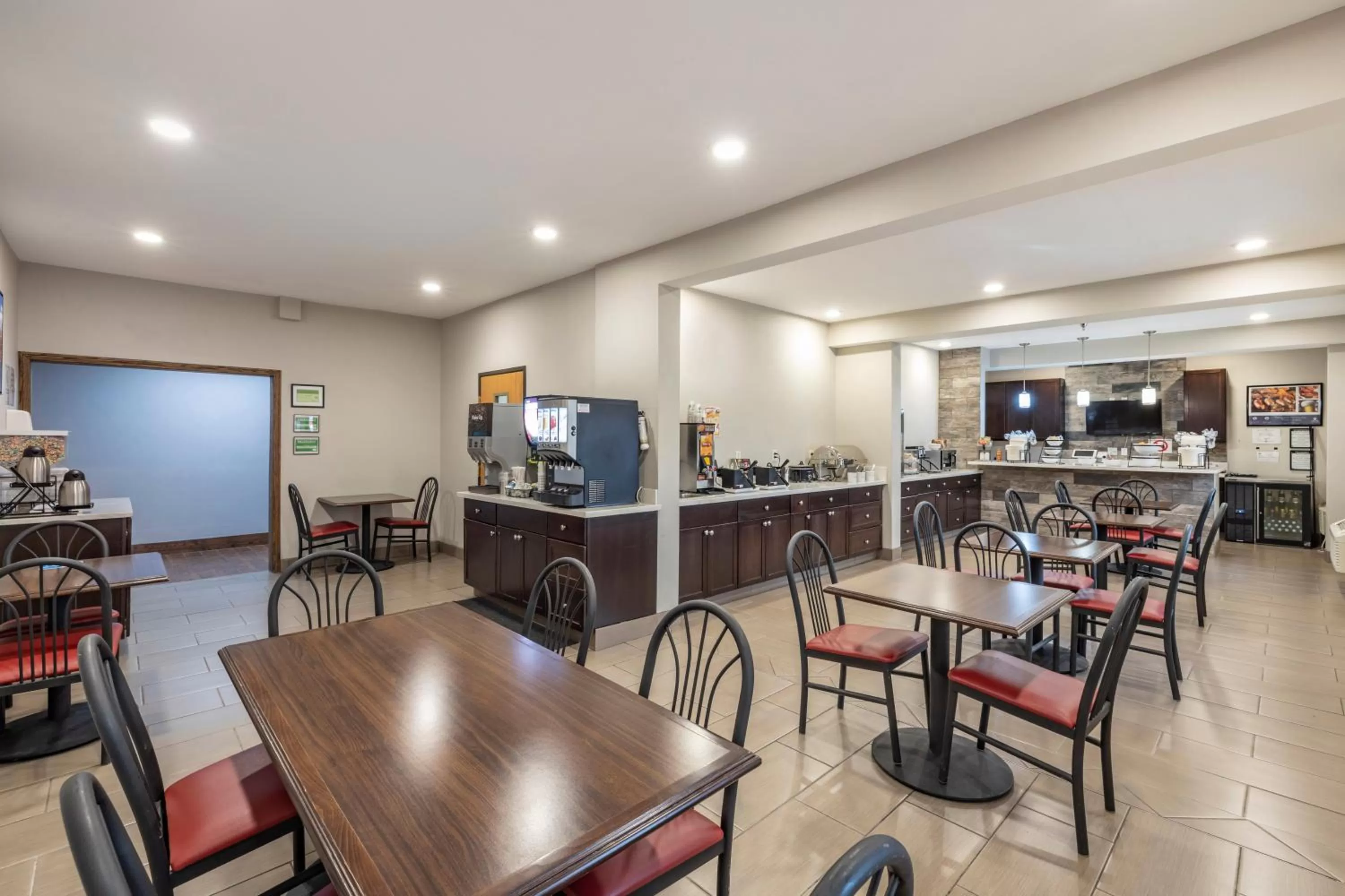 Breakfast in Clarion Inn Kingman I-40 Route 66