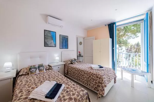 Bed in ToviMar Apartments