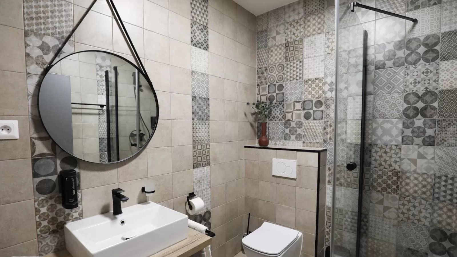 Bathroom in Dubno Eat & Sleep