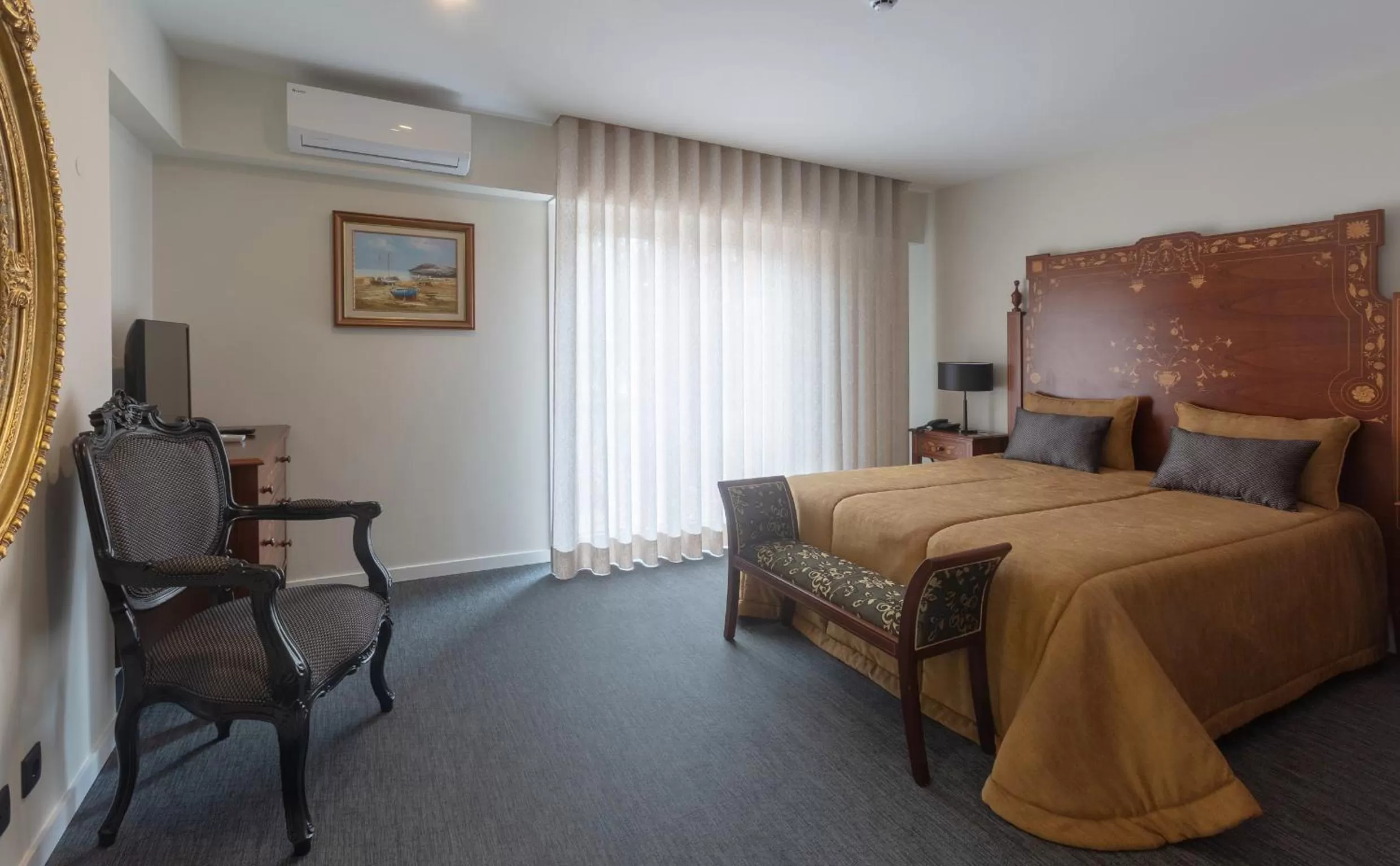 Bed in Hotel Afonso V & SPA