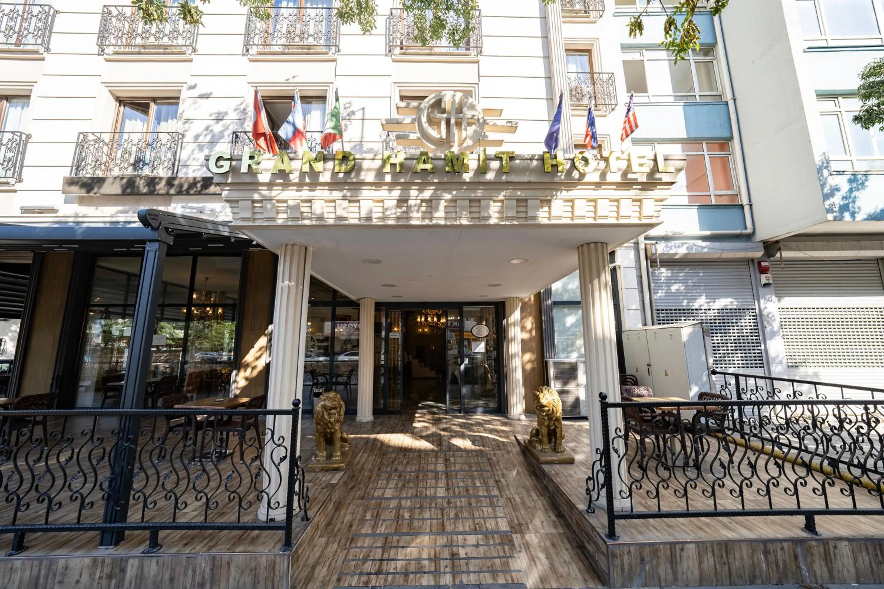 Property building in Grand Hamit Hotel