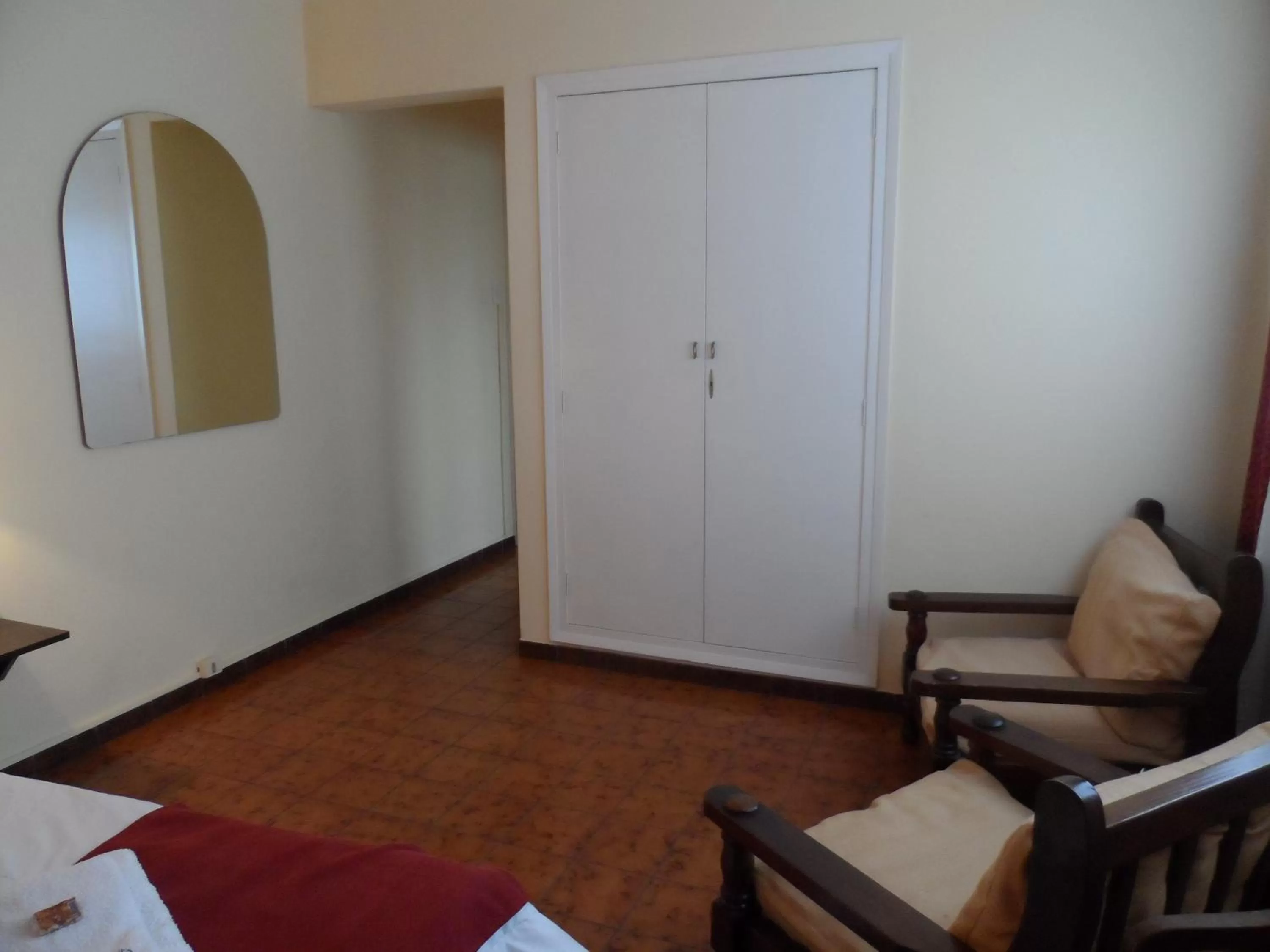 Bedroom, Seating Area in Hotel Minas