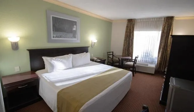 Queen Room in Hotel Araiza Hermosillo