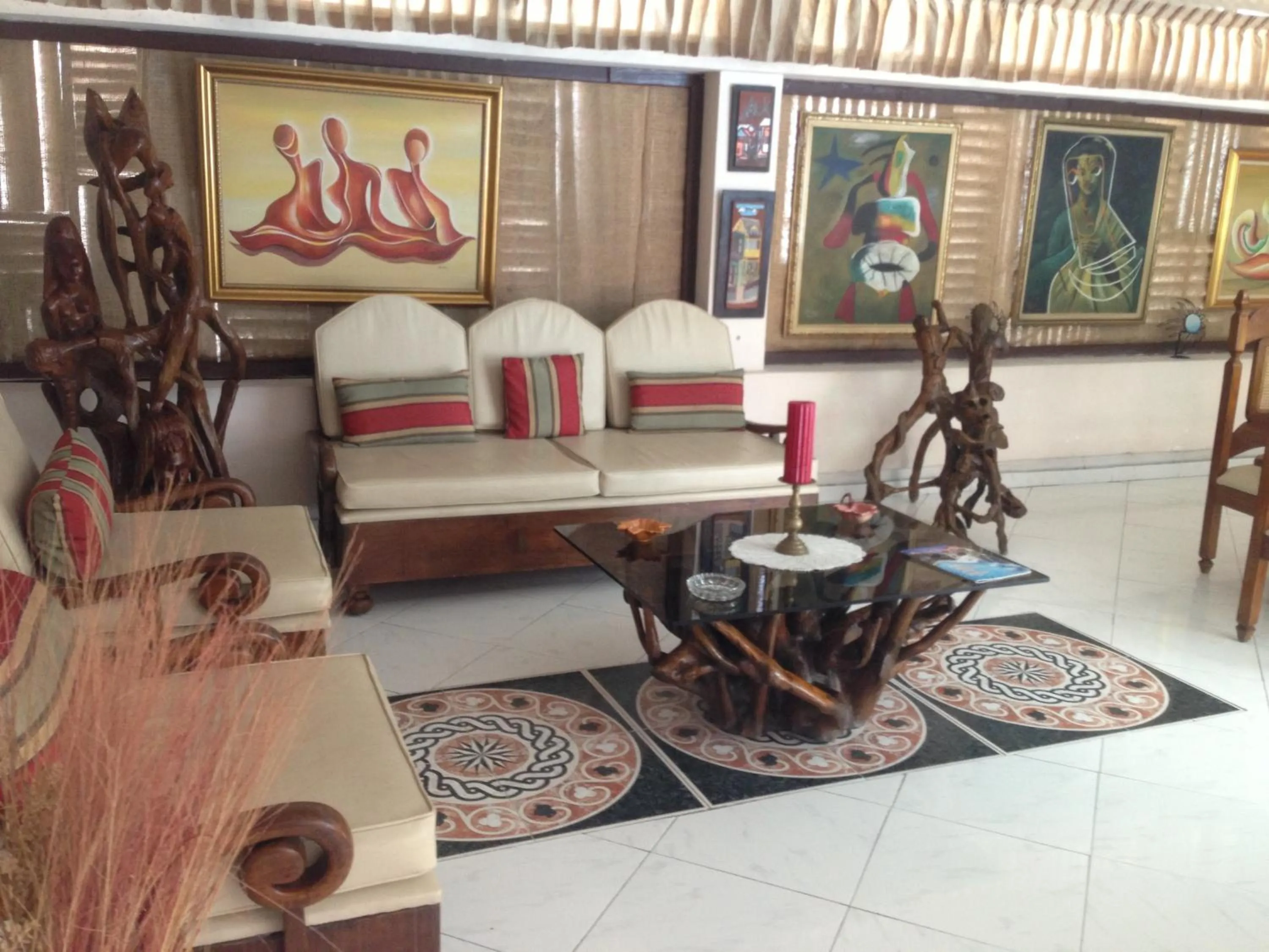 Decorative detail in Ideal Villa Hotel