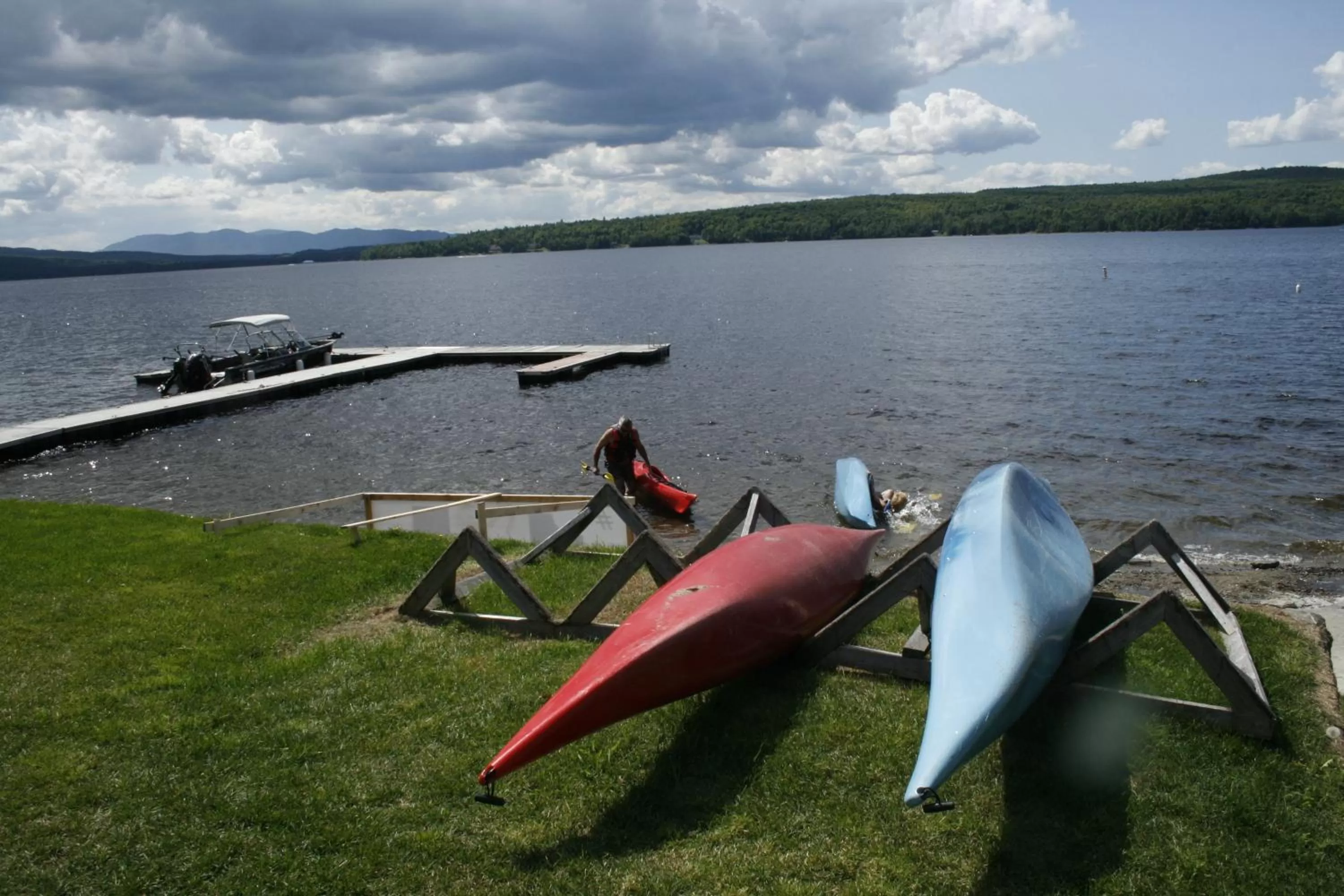 Canoeing in Auberge et Chalets sur le Lac