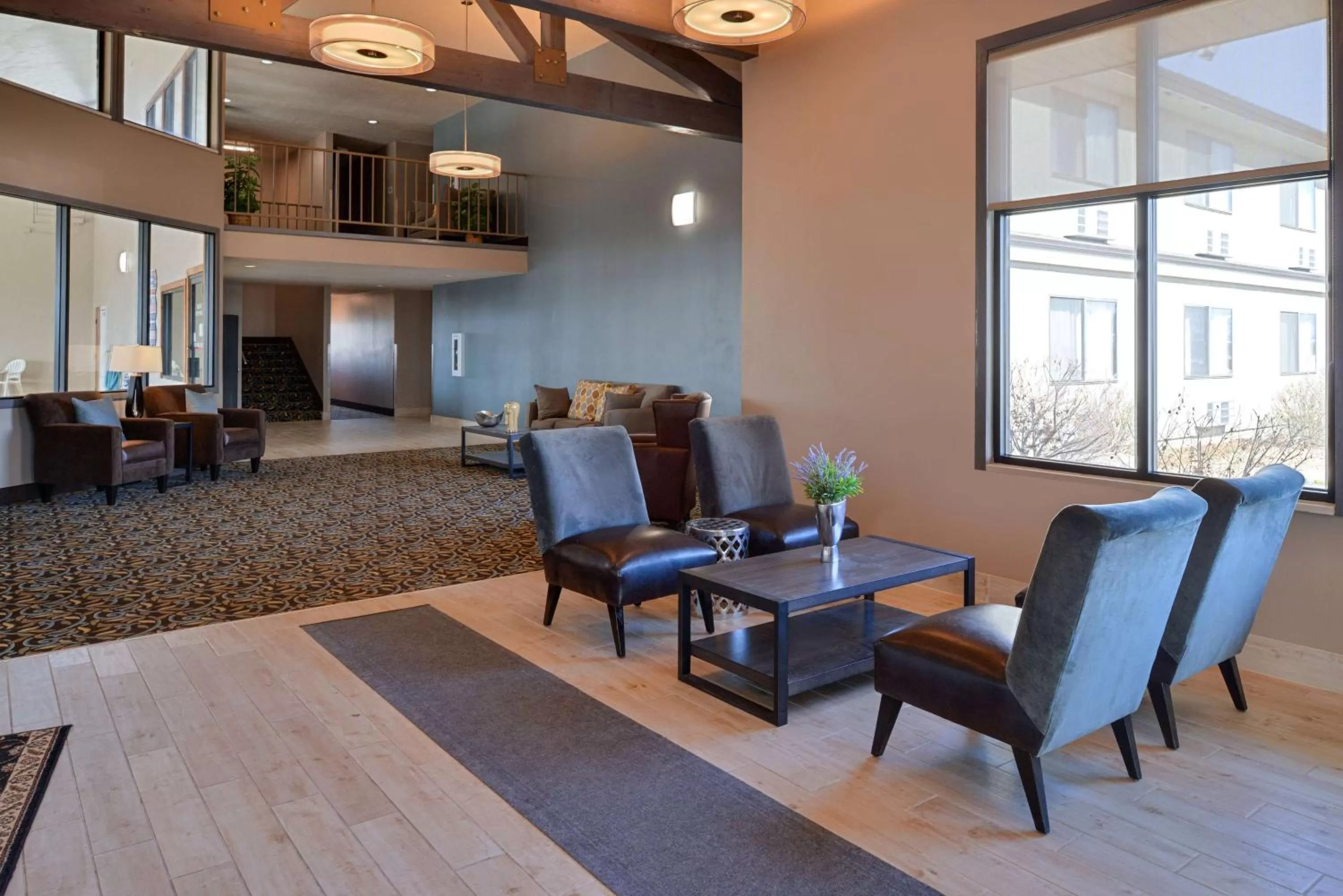 Lobby or reception in Wingate by Wyndham Beaver I-15