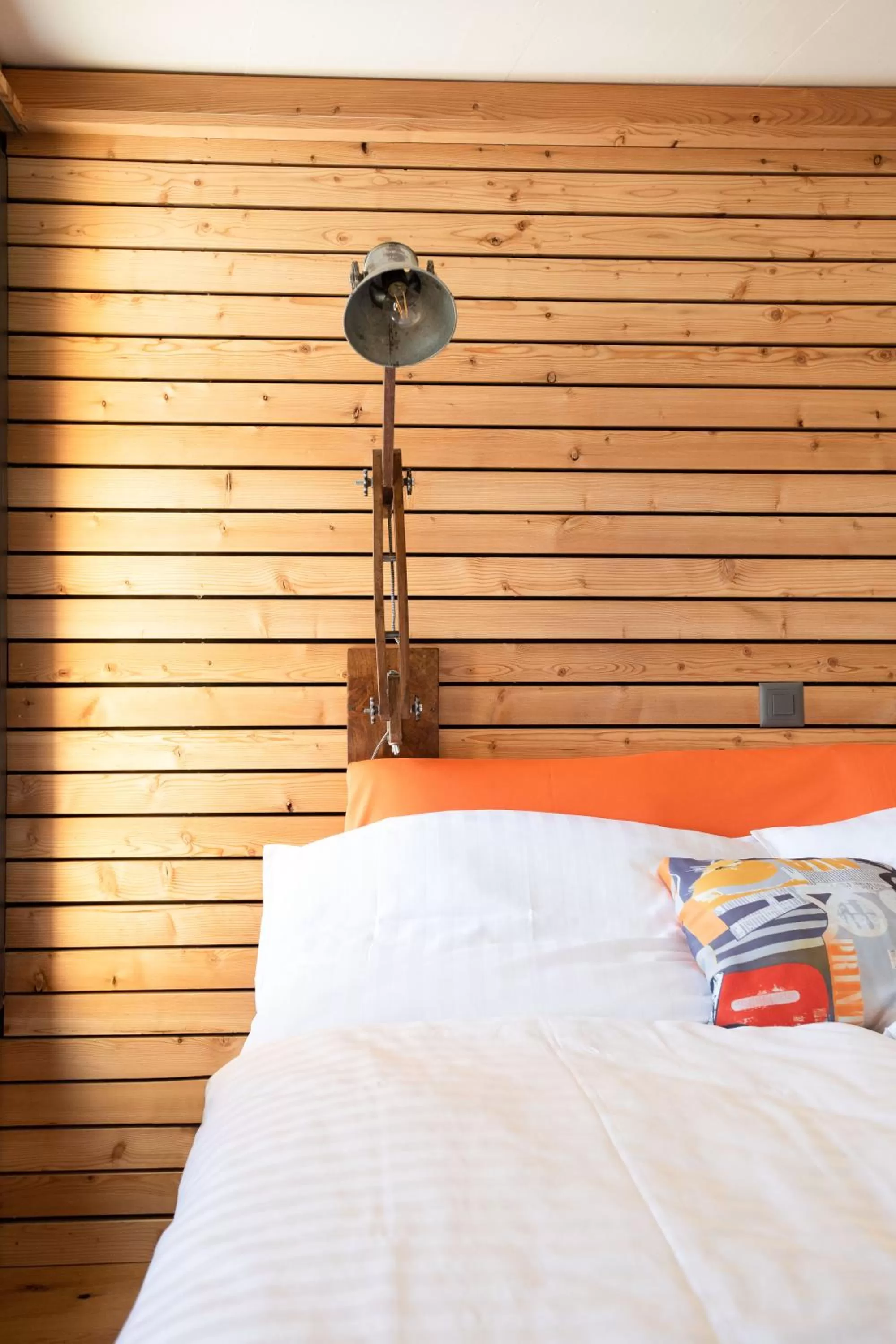 Photo of the whole room, Bed in La Tzavane