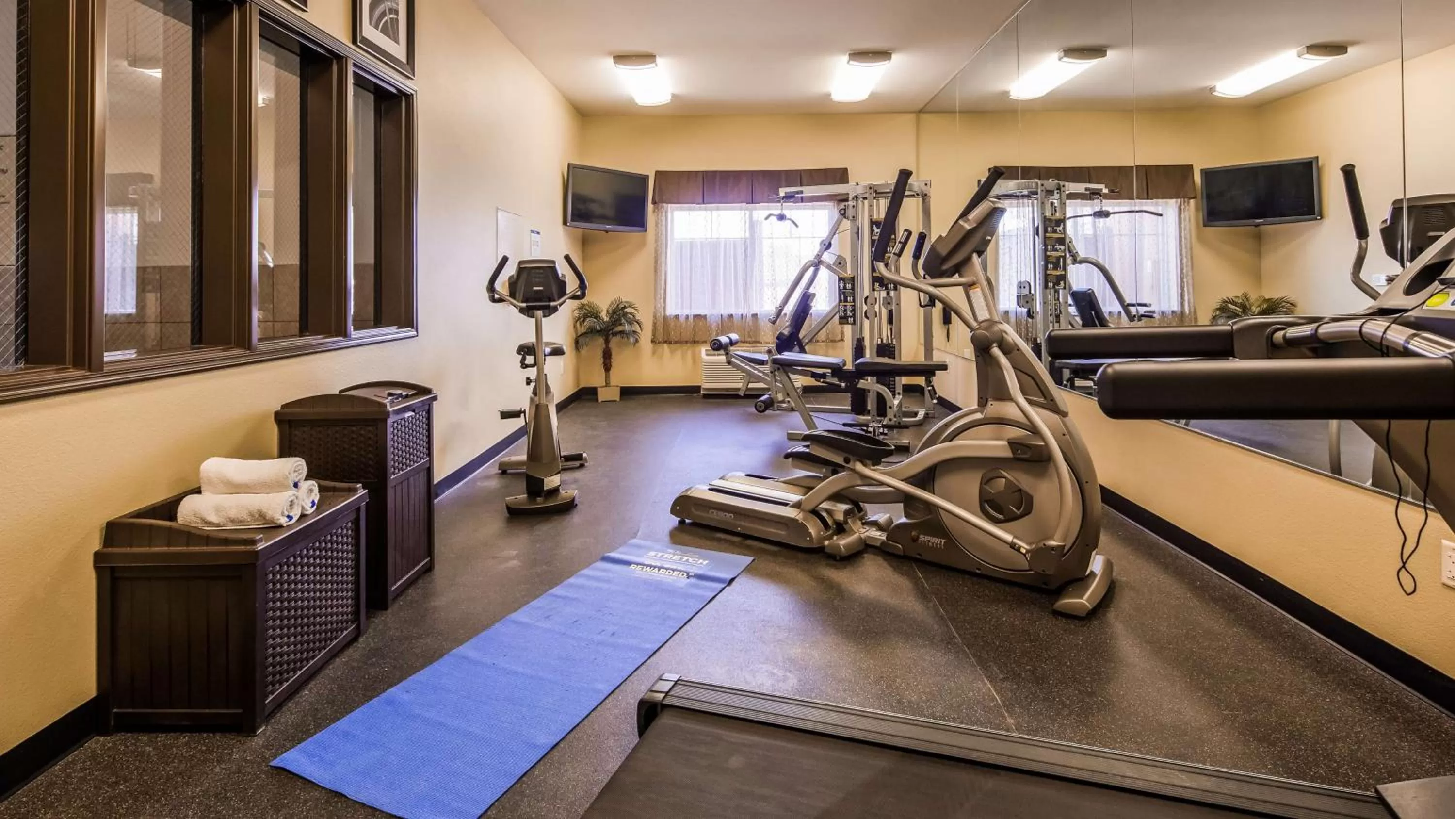 Fitness centre/facilities in Best Western Plus Seminole Hotel & Suites