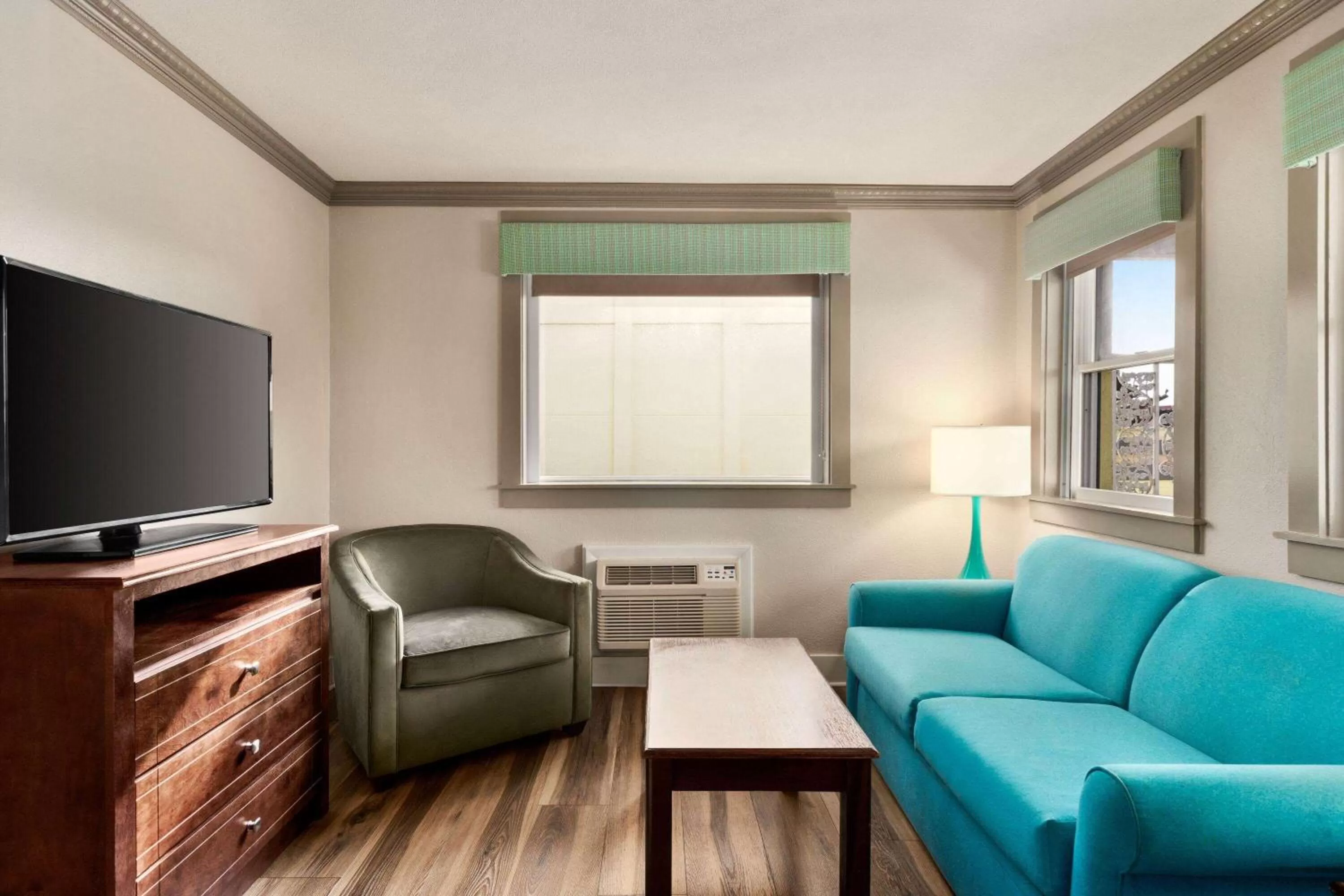 Bed in Days Inn by Wyndham Ocean City Oceanfront