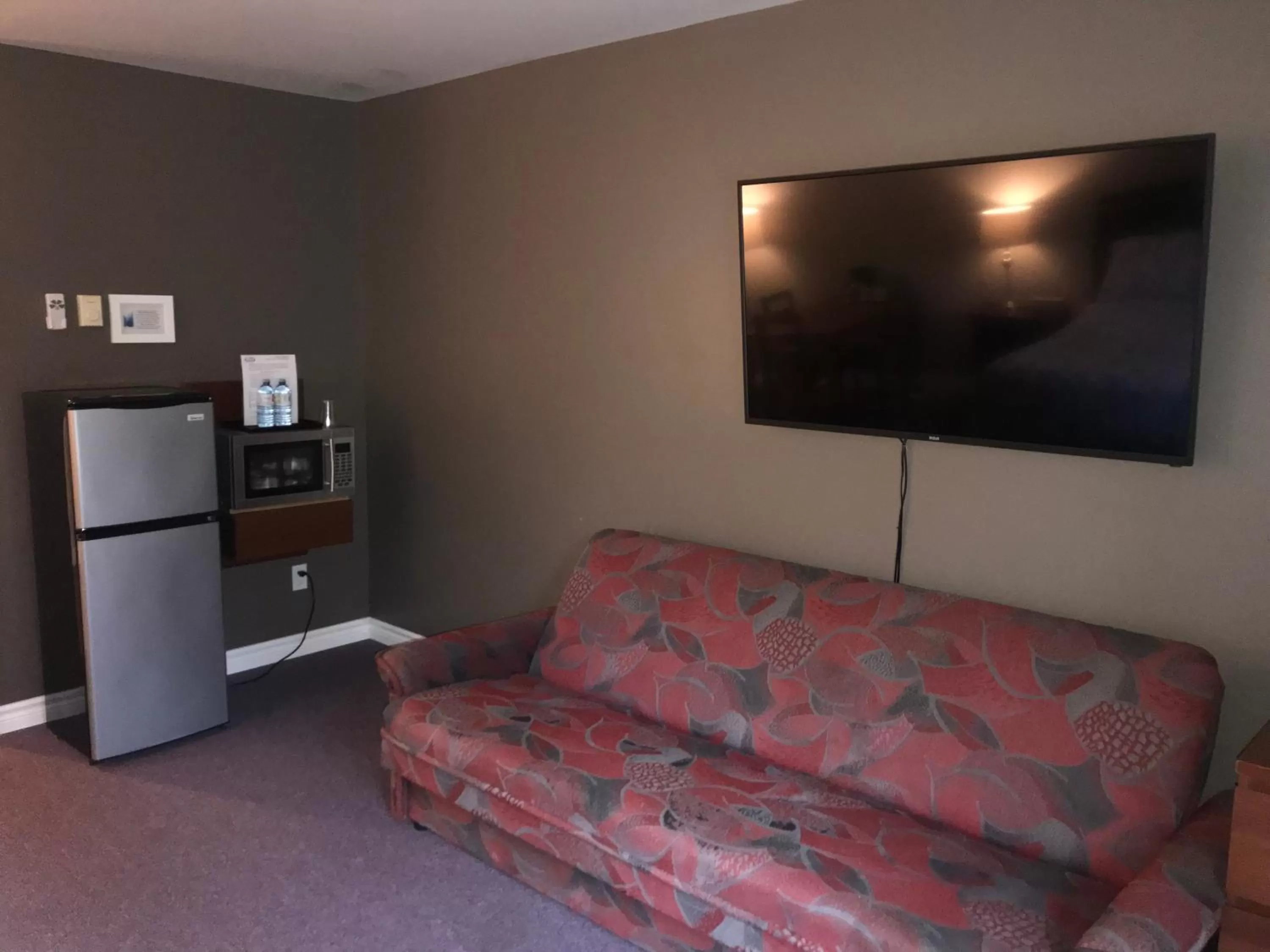 Bed in Hush Lodge and Cottages