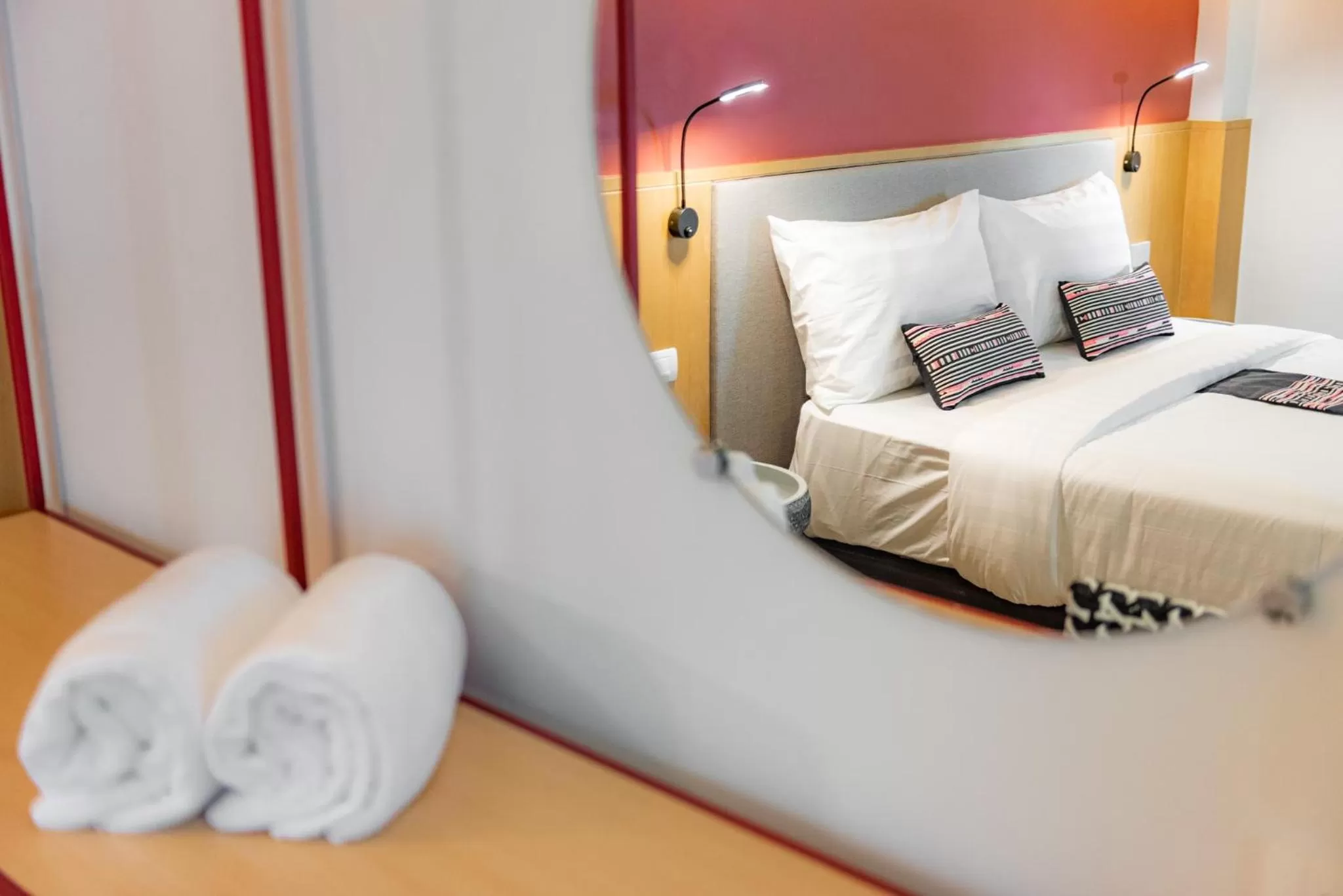 Bedroom, Bed in Luck Thai Hotel