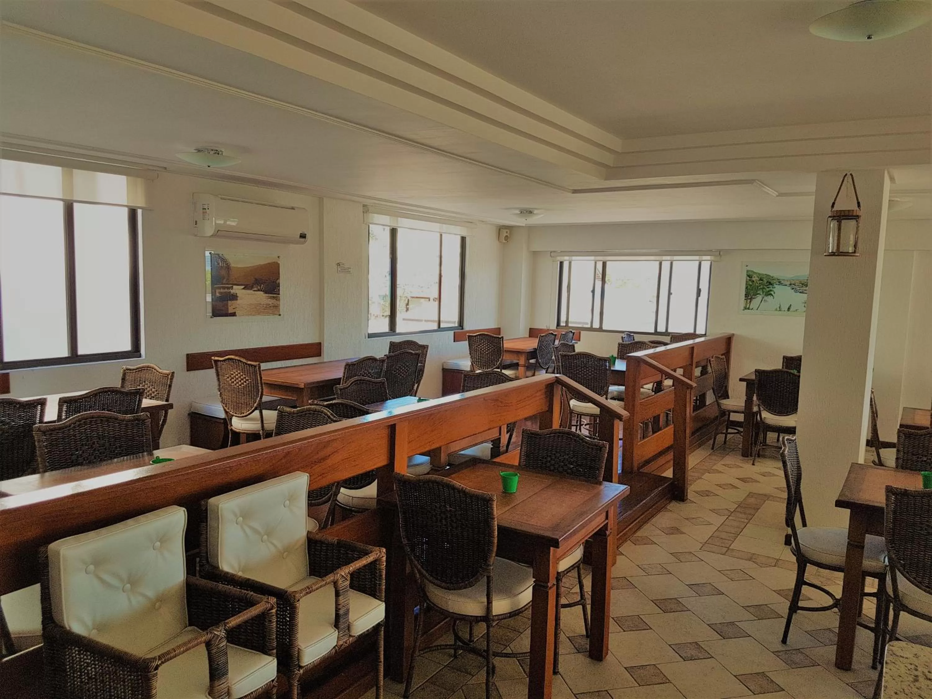 Buffet breakfast in Fragata Apart Hotel