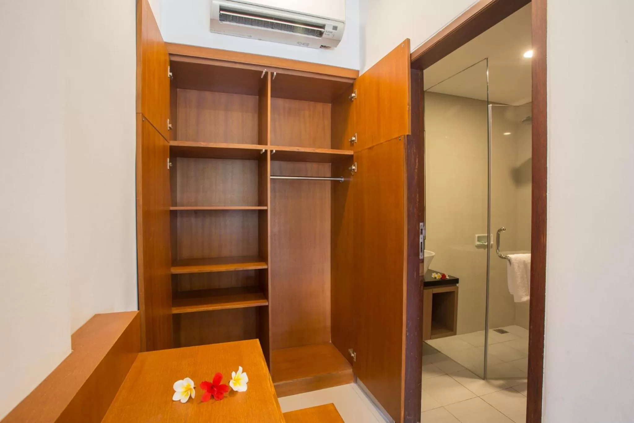 Bedroom in Hotel Sinar Bali Legian