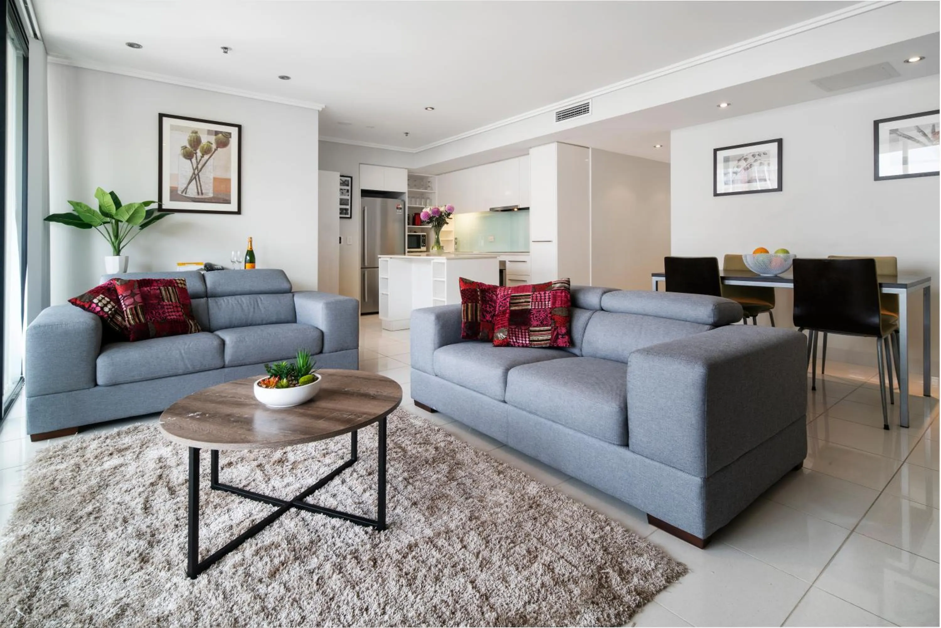 Living room in Quest River Park Central