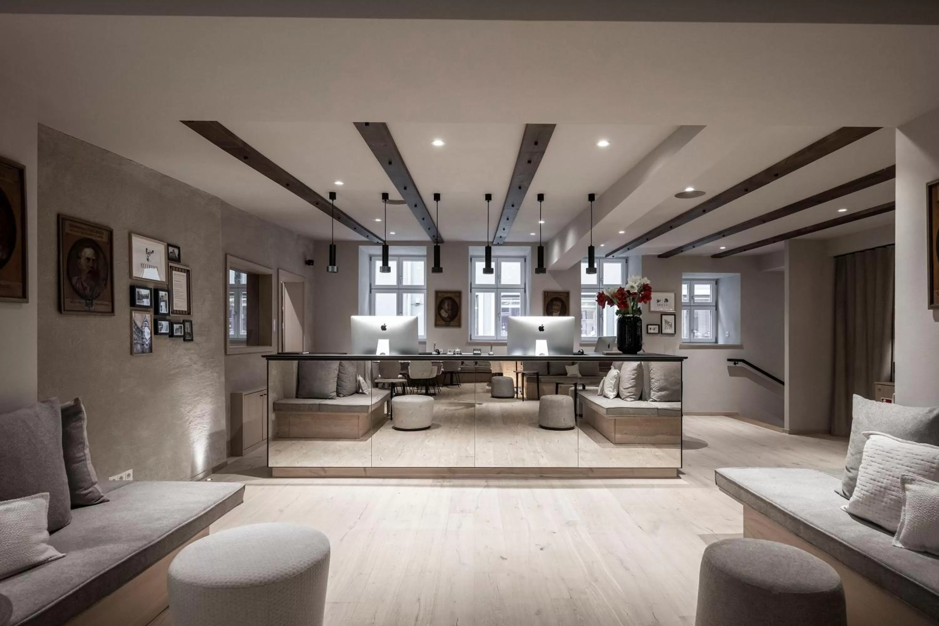 Lobby or reception in HOTEL & SPA Goldene Rose