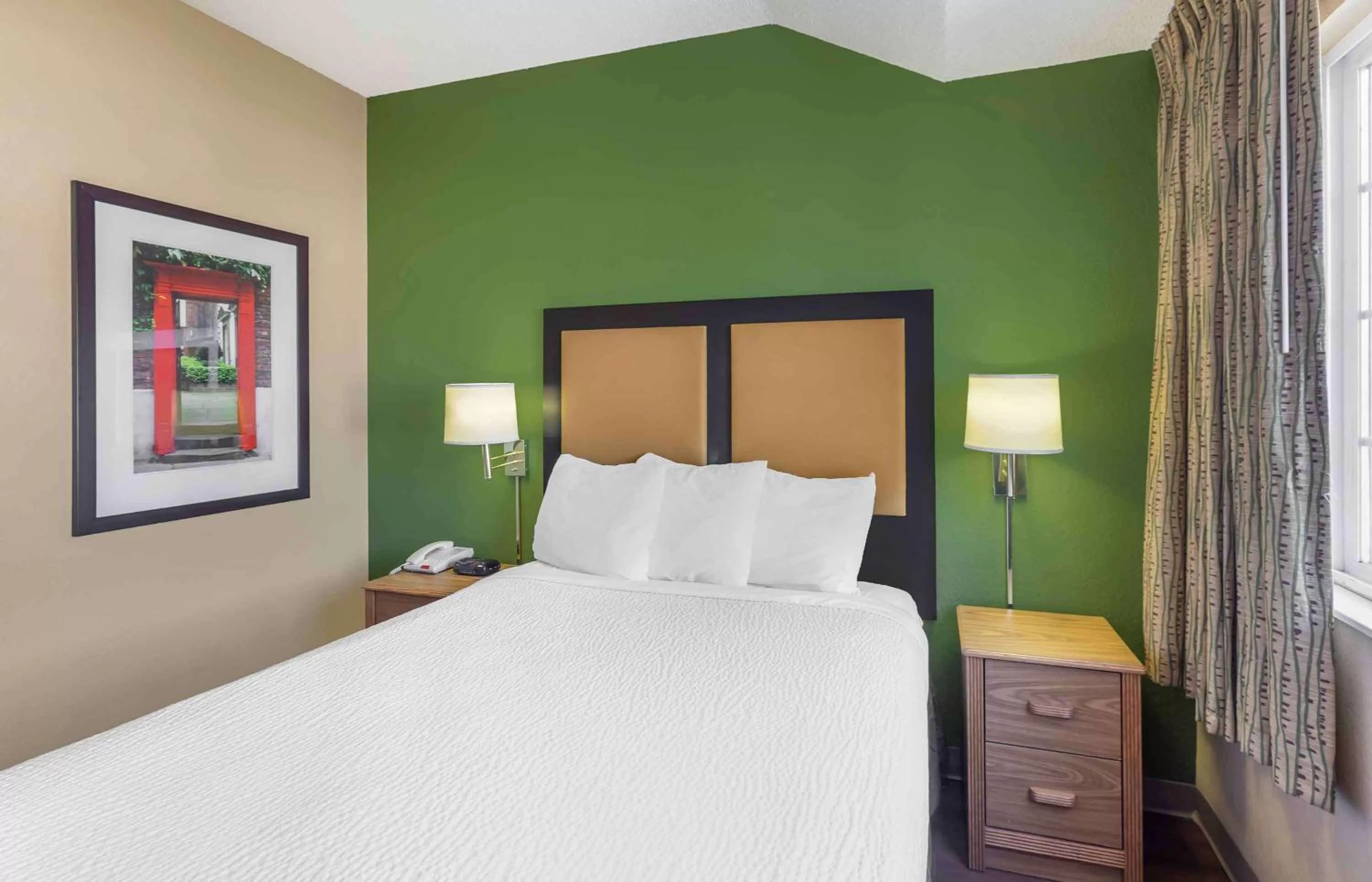 Bedroom, Bed in Extended Stay America Select Suites - Denver - Tech Center South - Greenwood Village