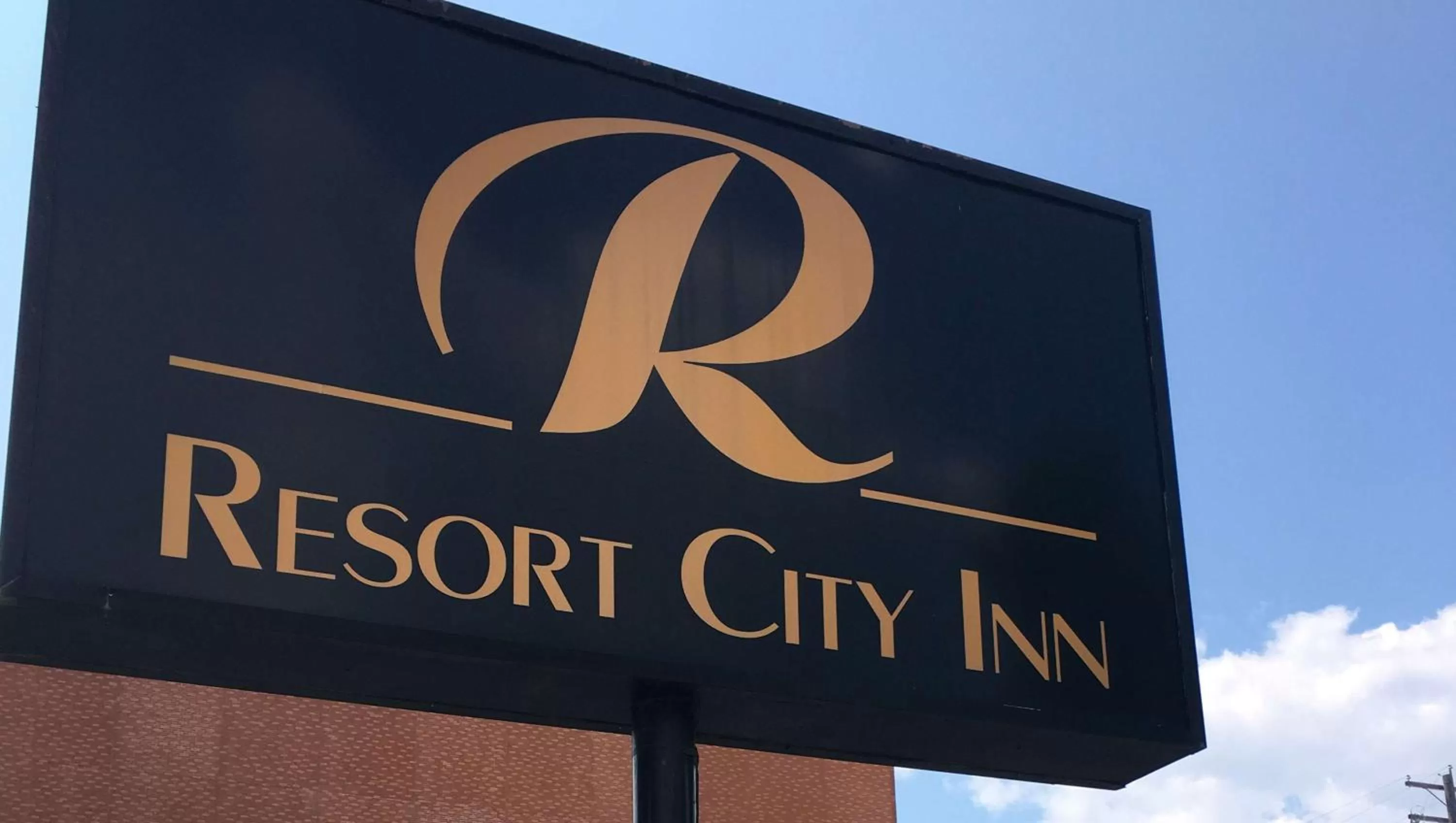 Property building in Resort City Inn Coeur d Alene