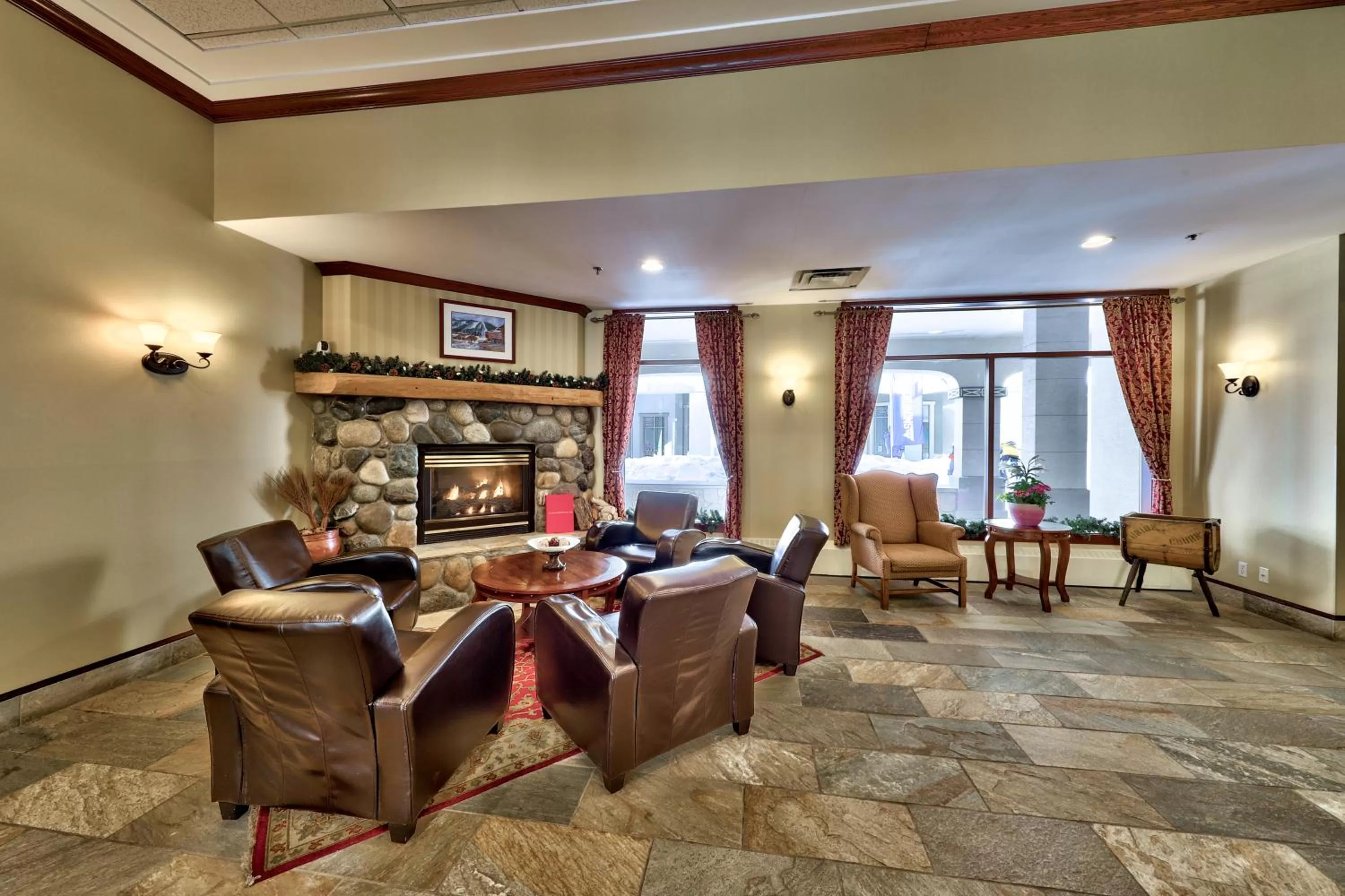 Lobby or reception in Sun Peaks Lodge