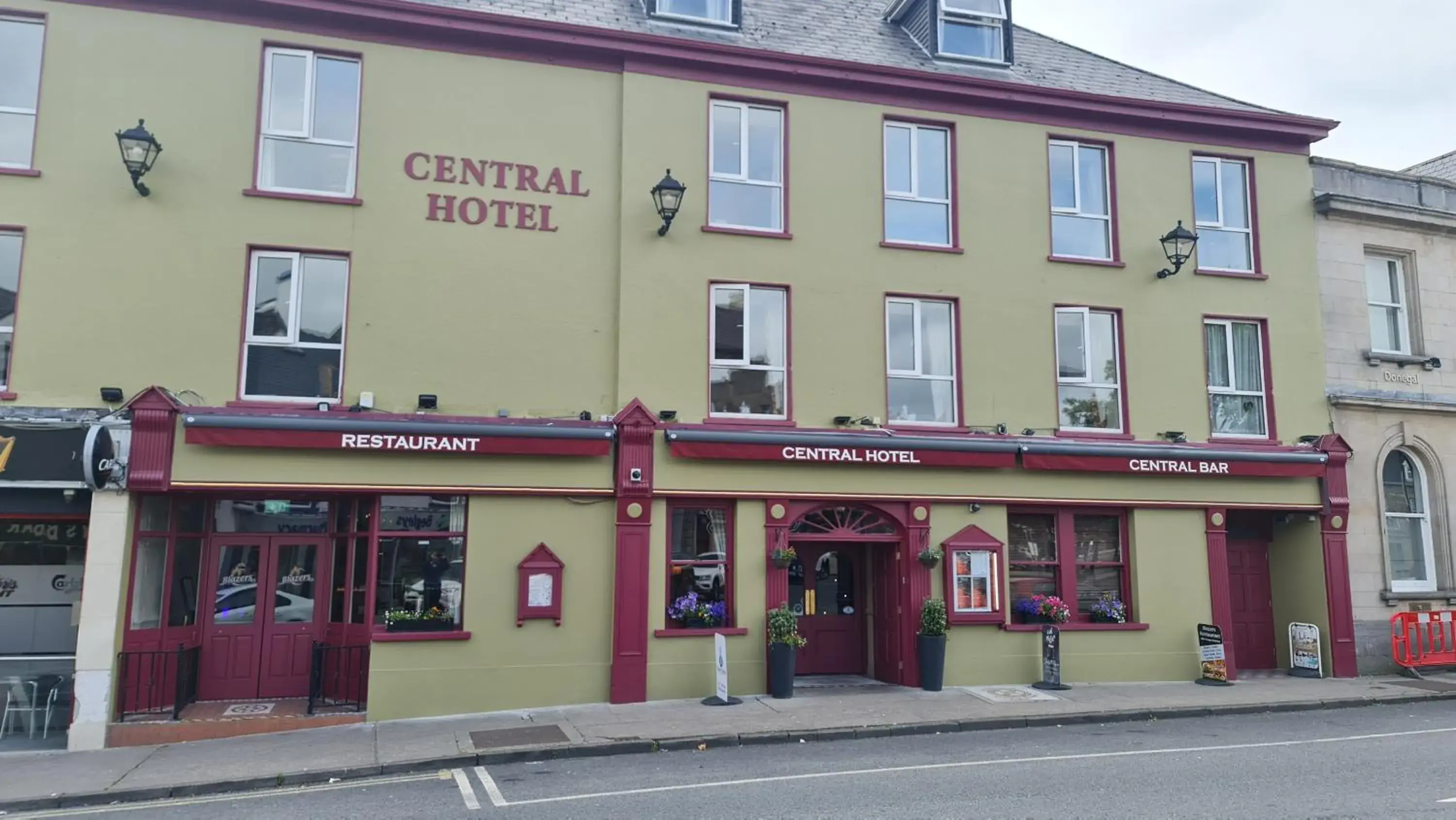Central Hotel Donegal Central Hotel Donegal