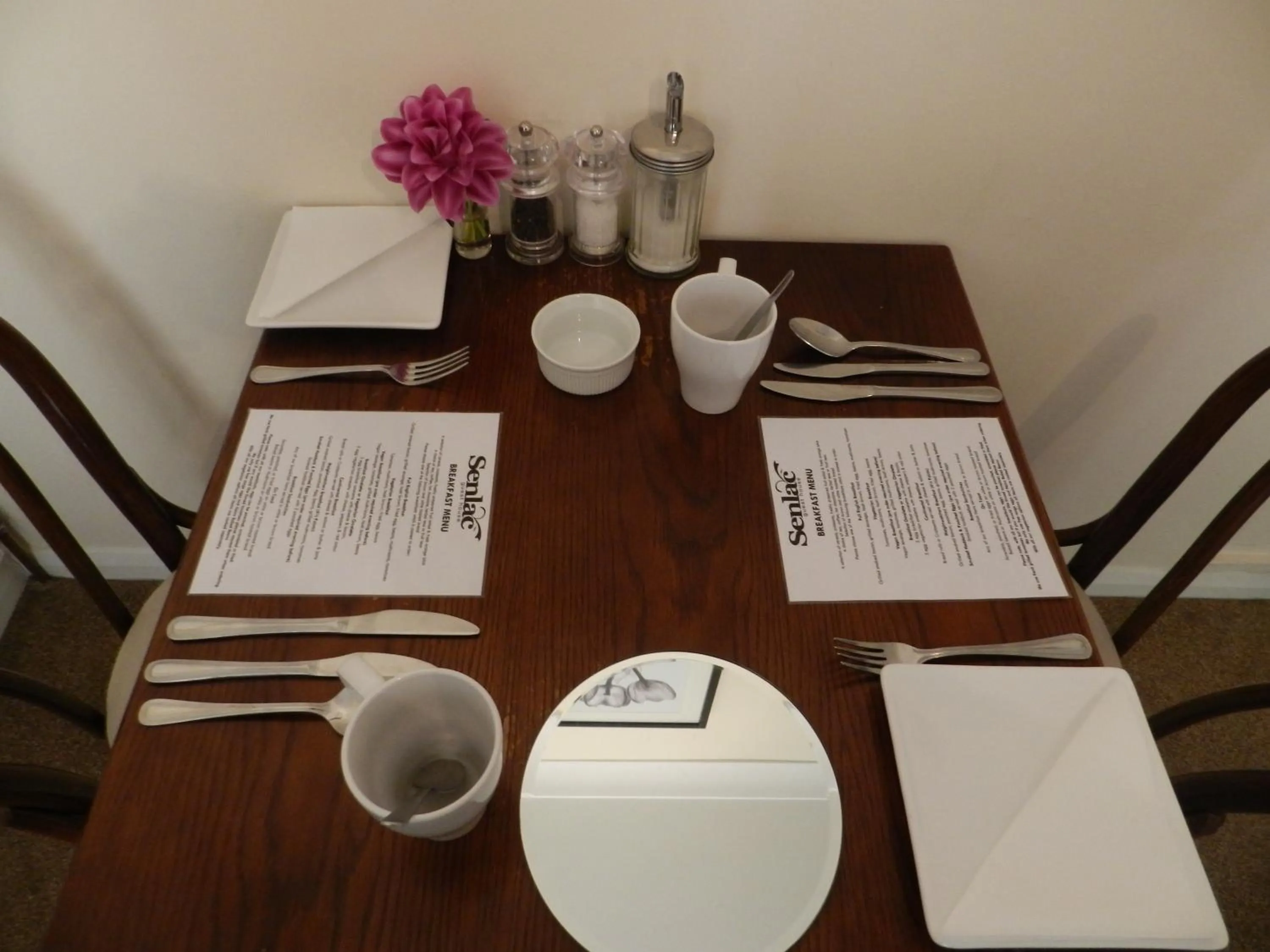 Dining area in Senlac Guesthouse