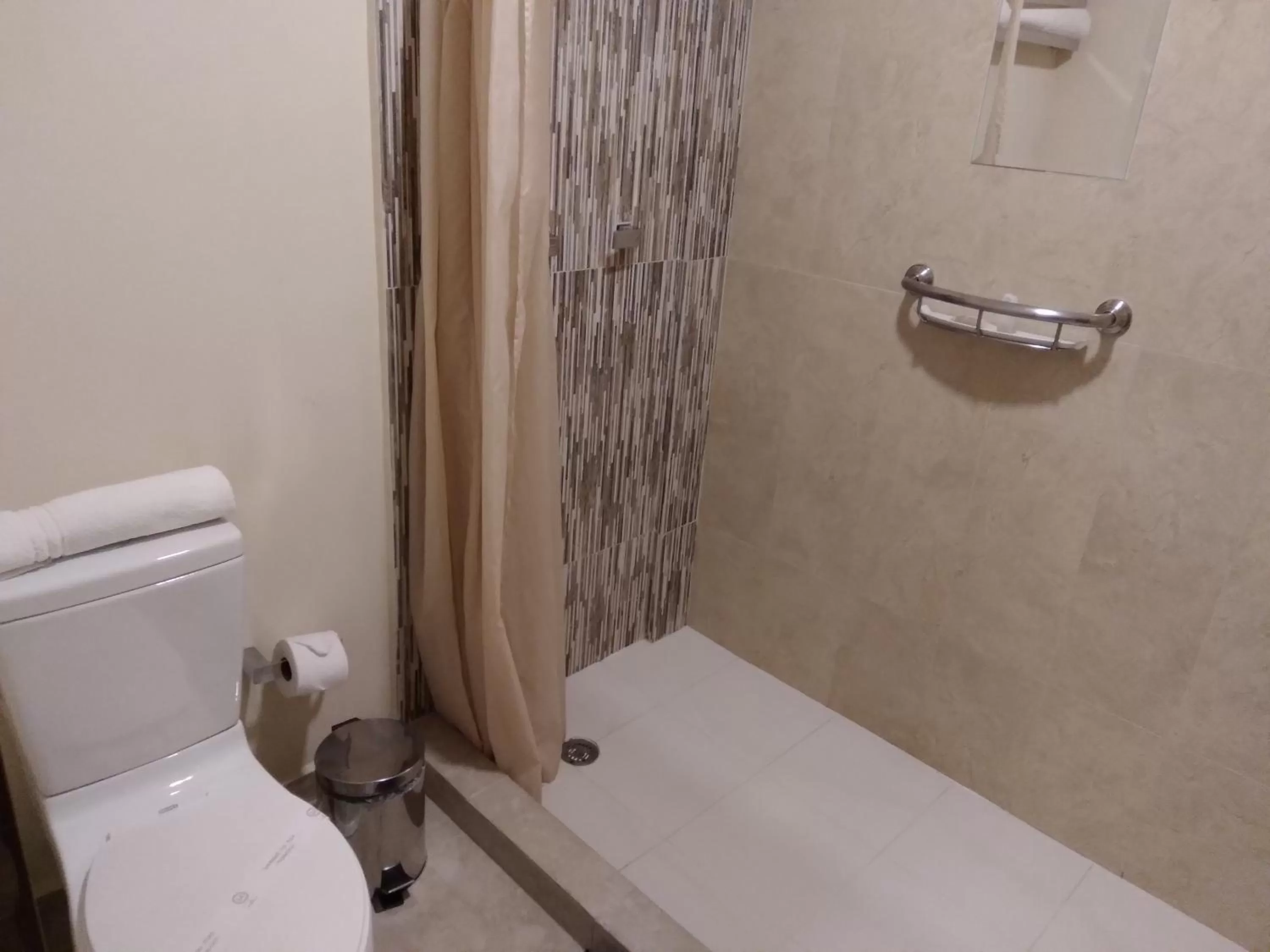 Bathroom in Hotel JYE by Serranillo, Mineral del Monte Hgo