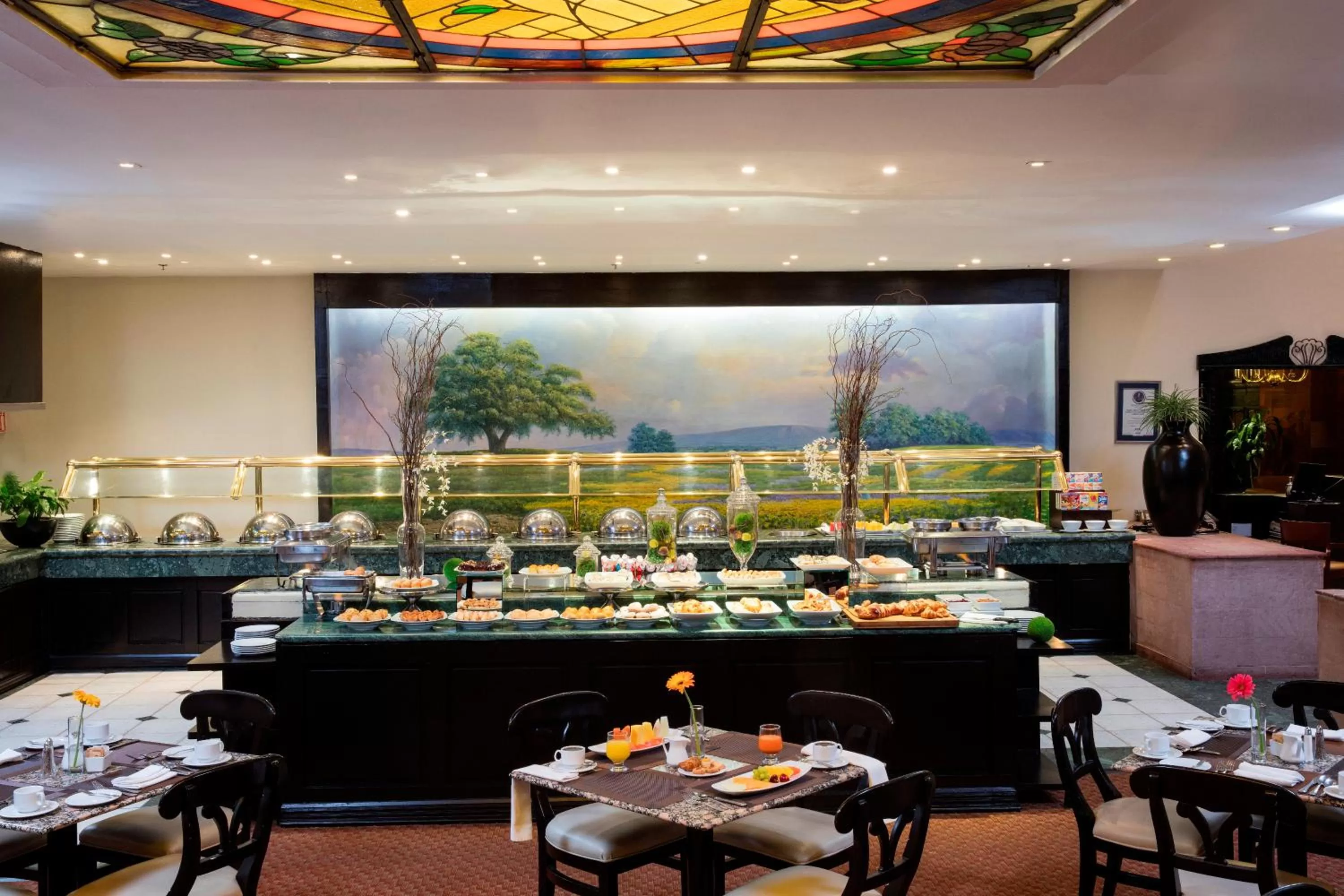 Restaurant/places to eat in Krystal Monterrey