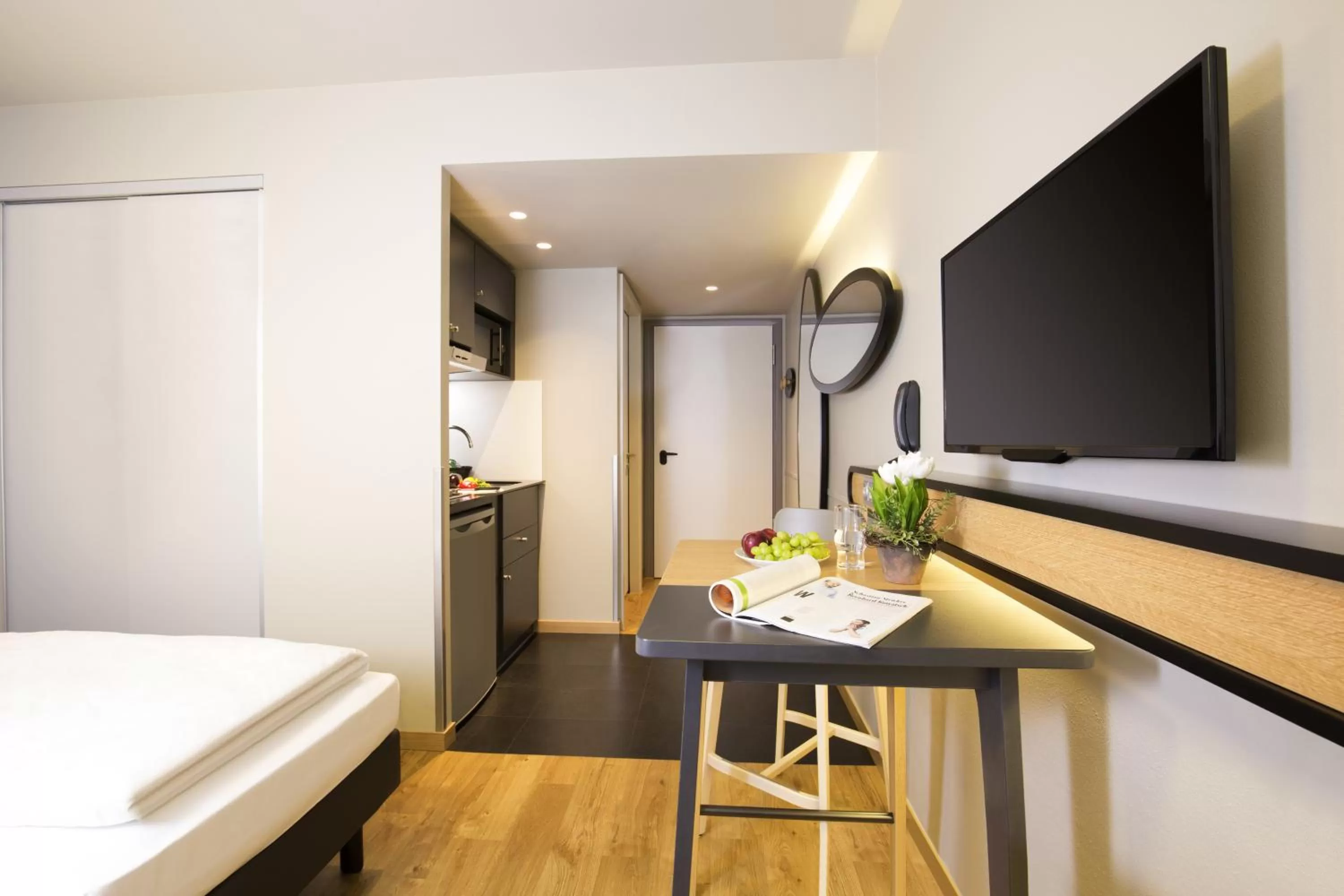 TV and multimedia in Aparthotel Adagio access München City Olympiapark