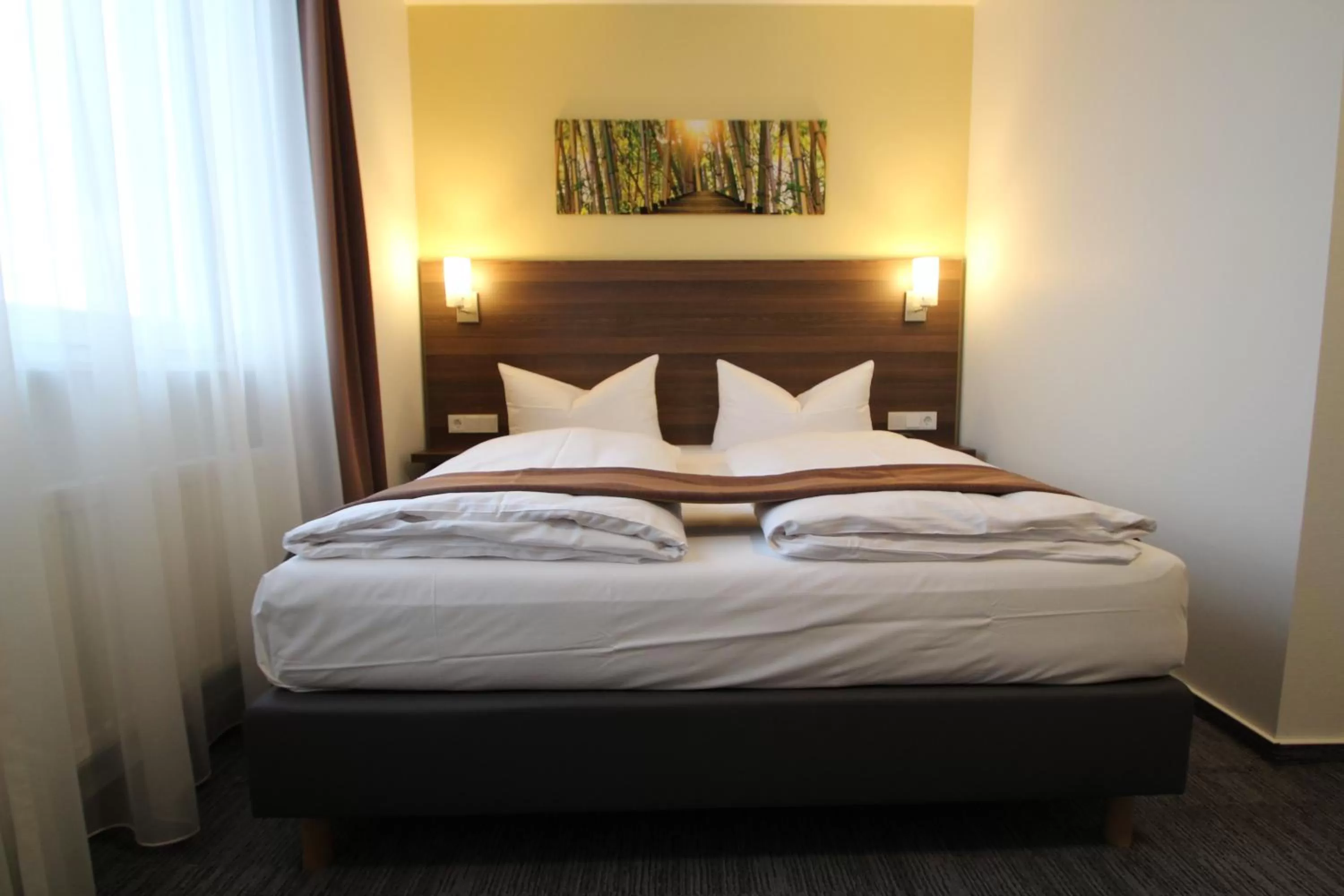 Day, Bed in Trip Inn Goethe Conference Hotel