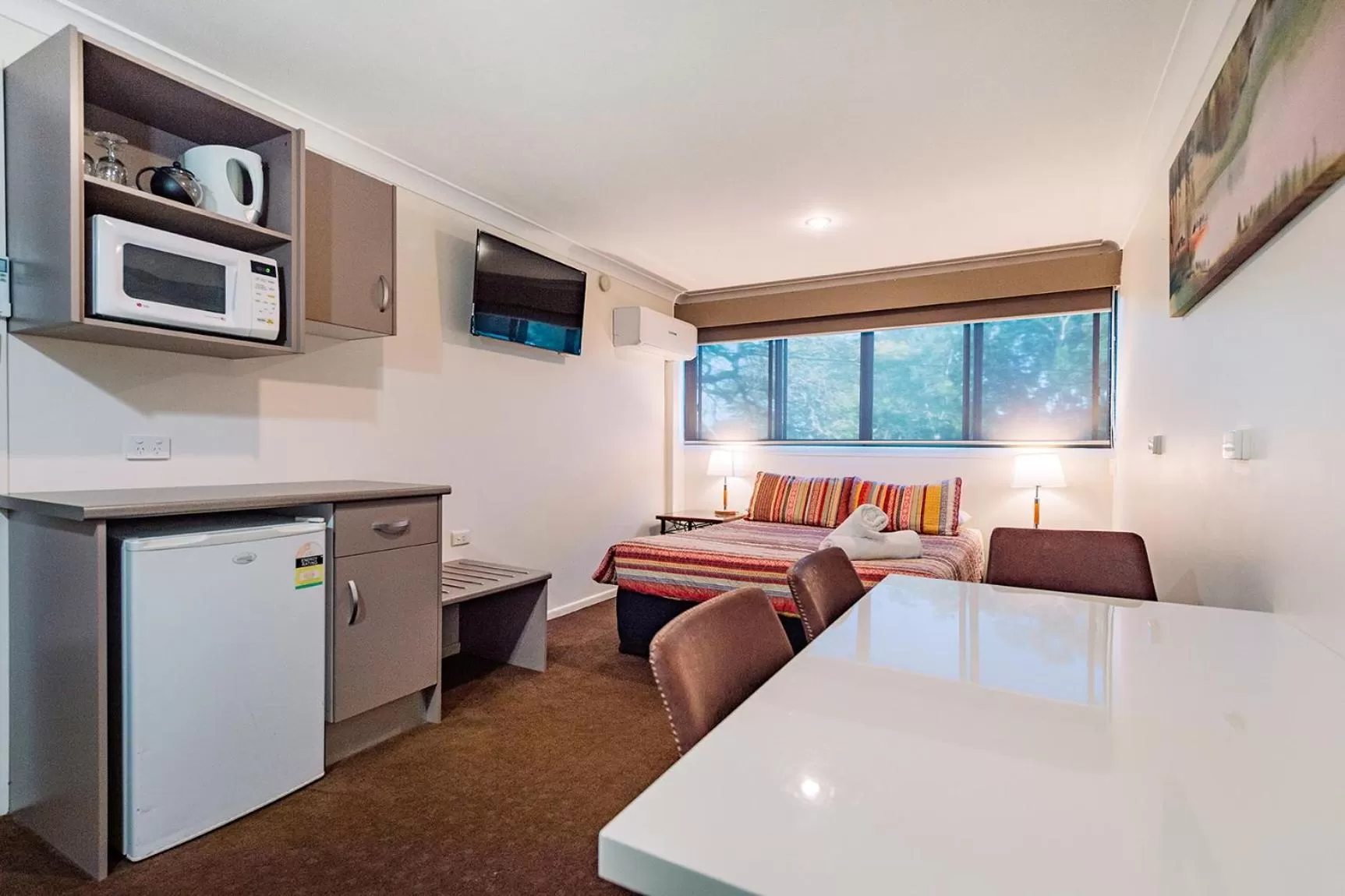 Coffee/tea facilities in Fitzroy Motor Inn