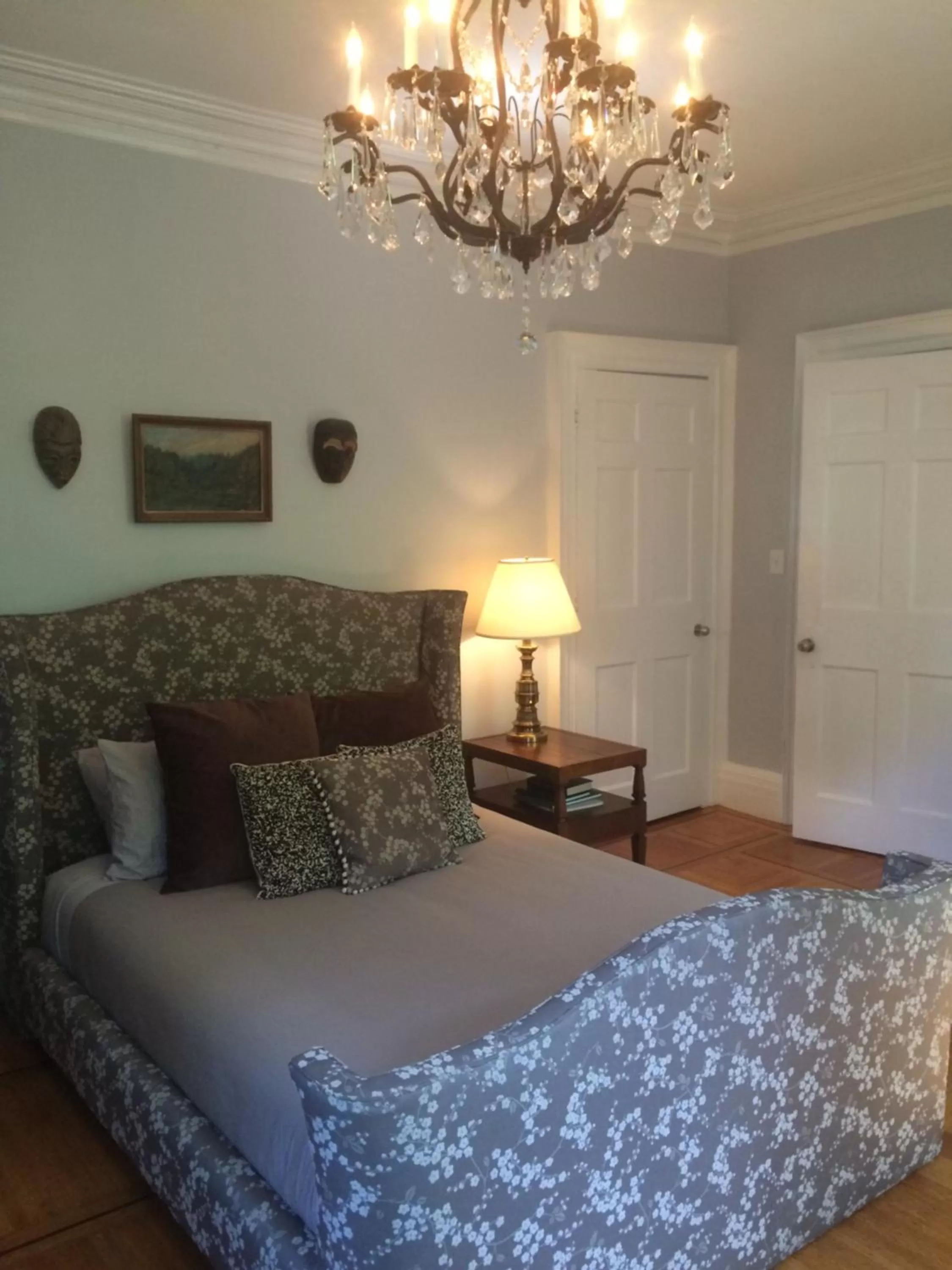 Bed in Gardner Farm Inn