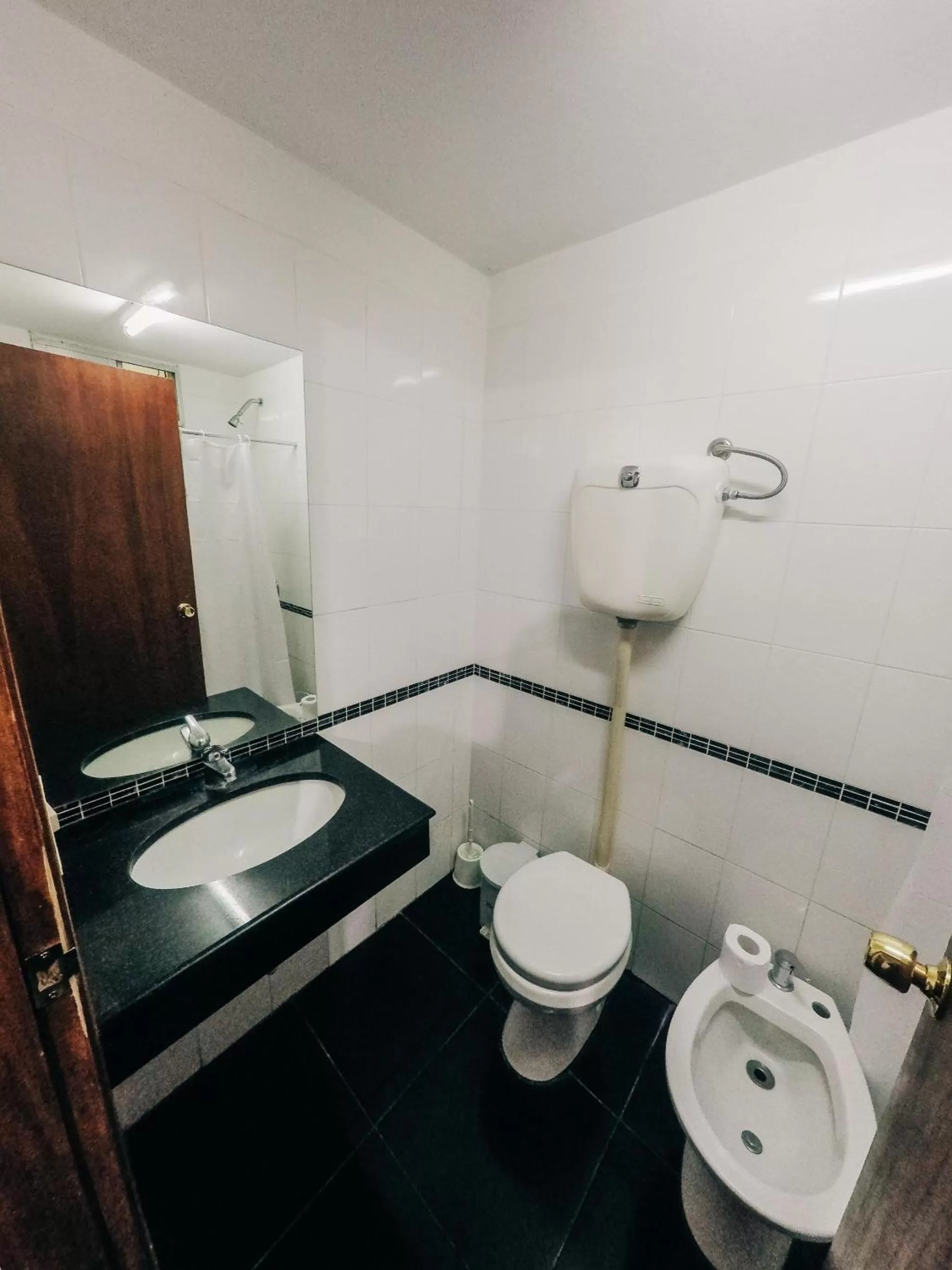 Bathroom in Hotel Tia