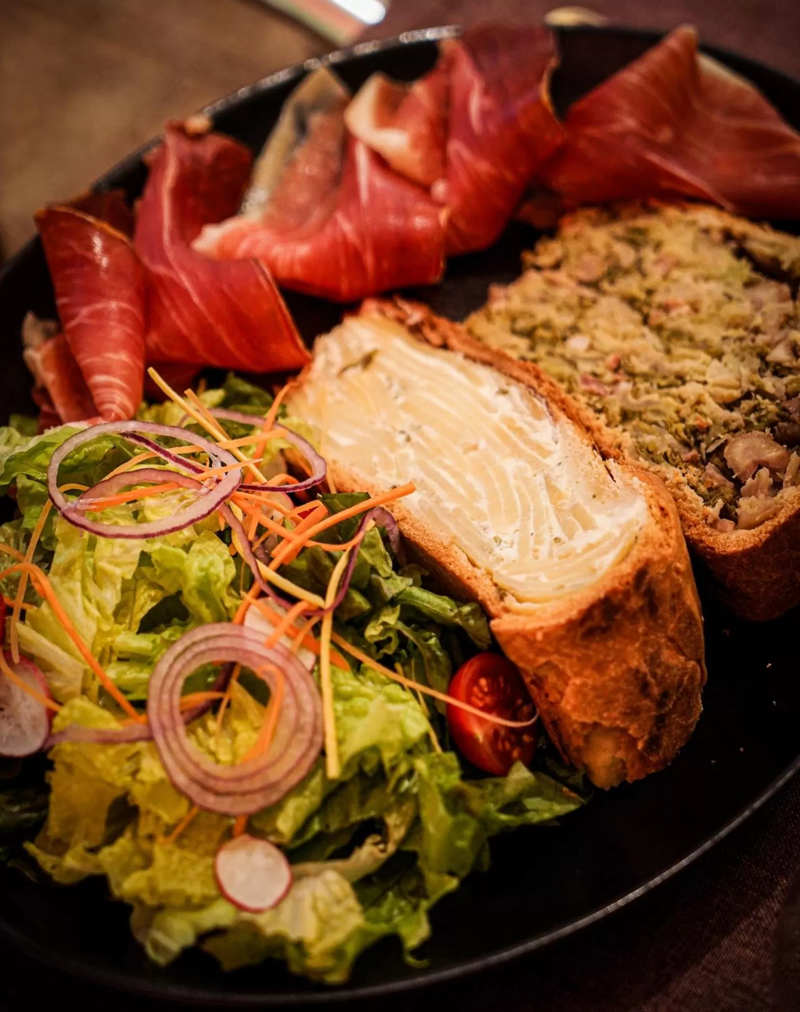 Restaurant/places to eat in Hotel Le Faranchin