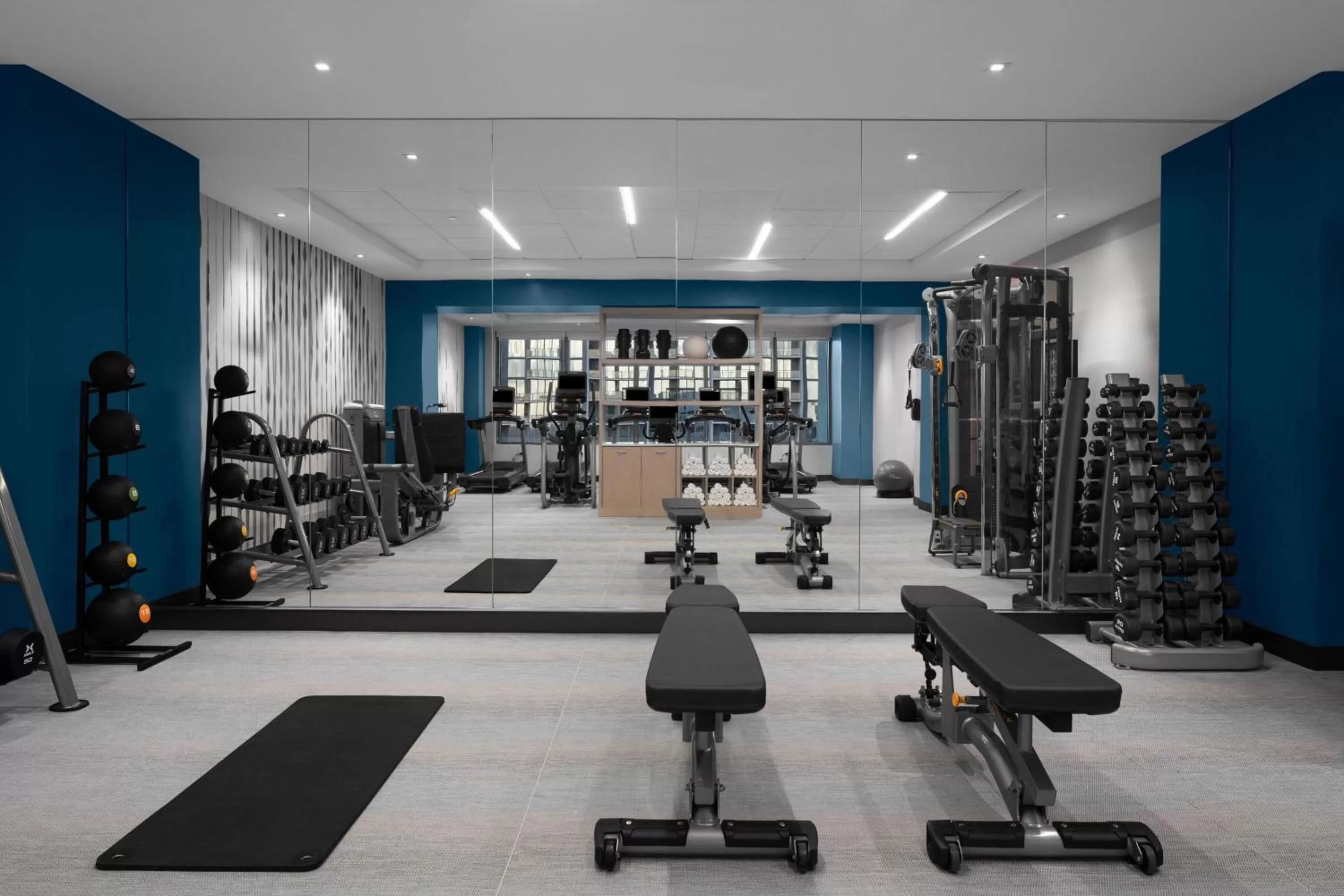 Fitness centre/facilities in Element Miami Brickell