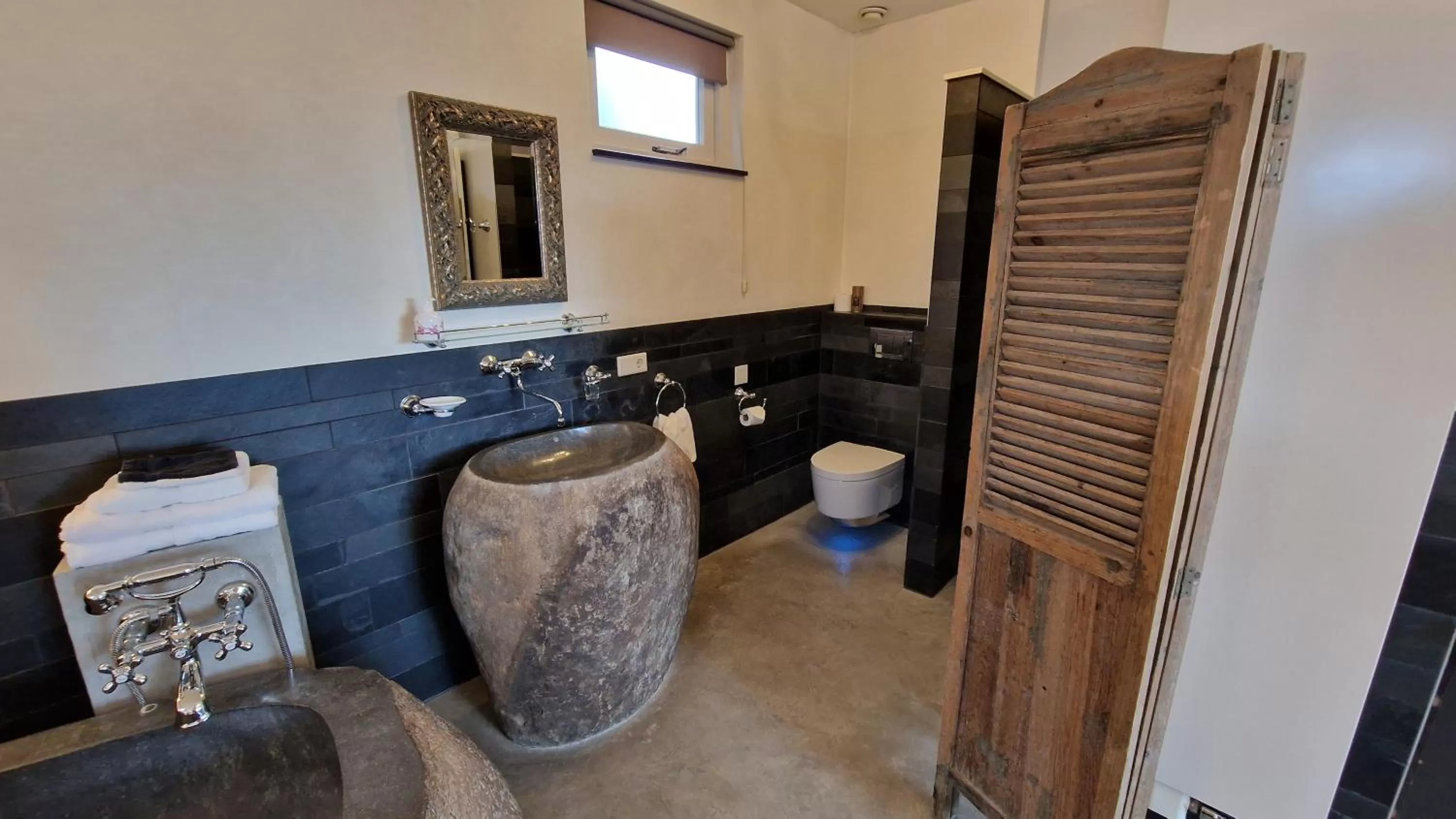 Toilet, Bathroom in B&B De Droomhoeve