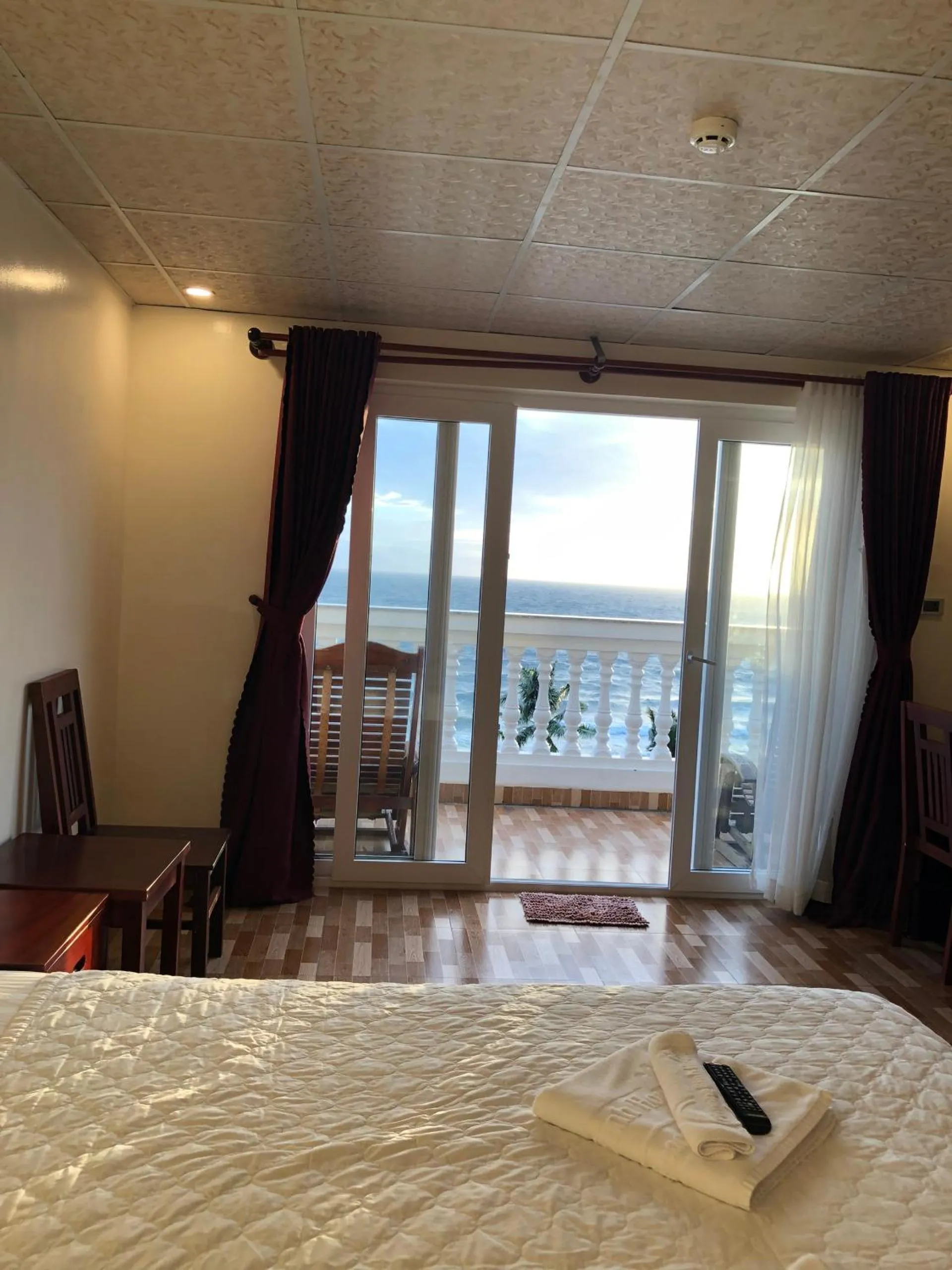 Sea view, Bed in Phuong Binh House