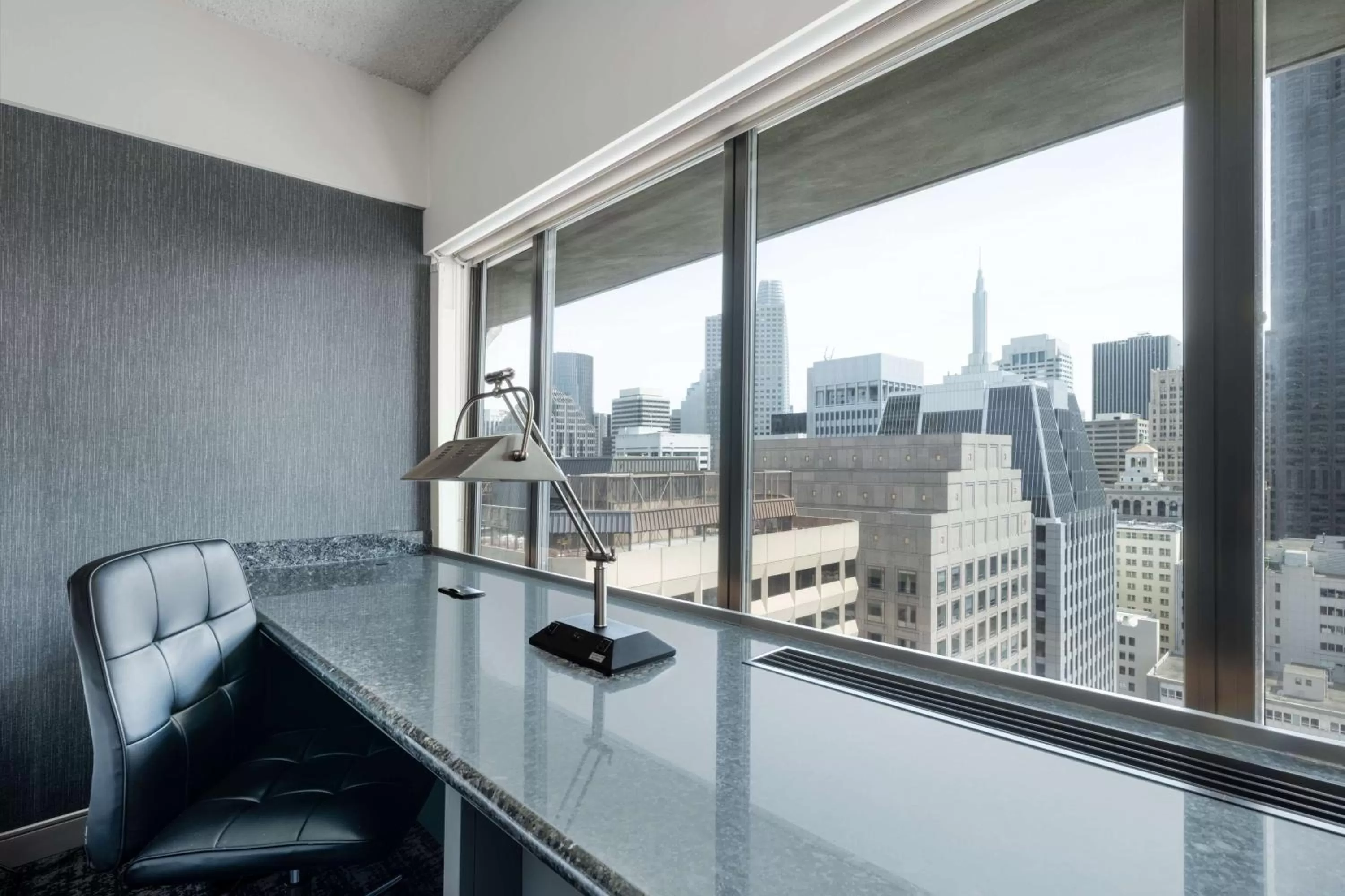 Bedroom in Hilton San Francisco Financial District