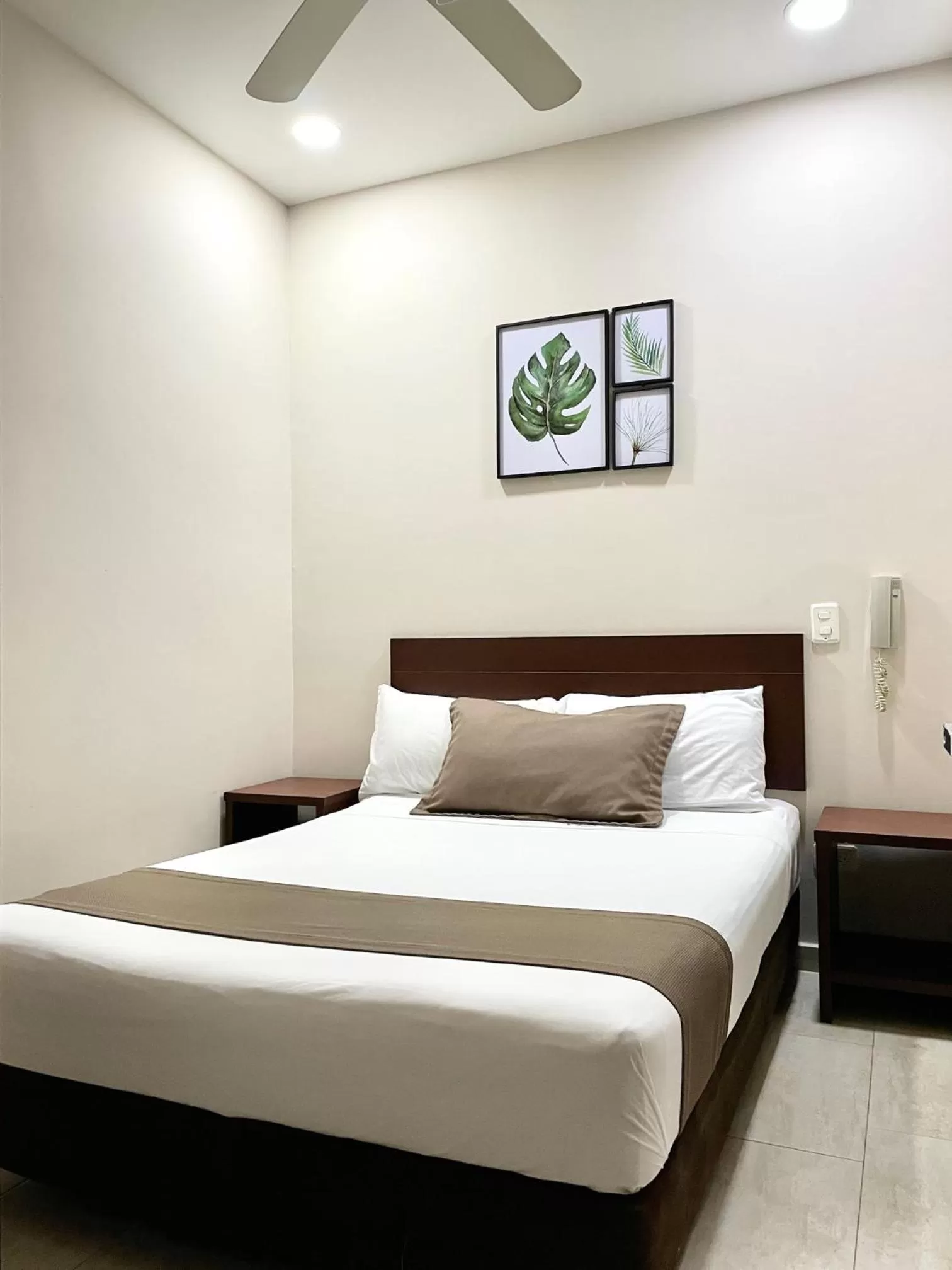 Hotel Via Principal I