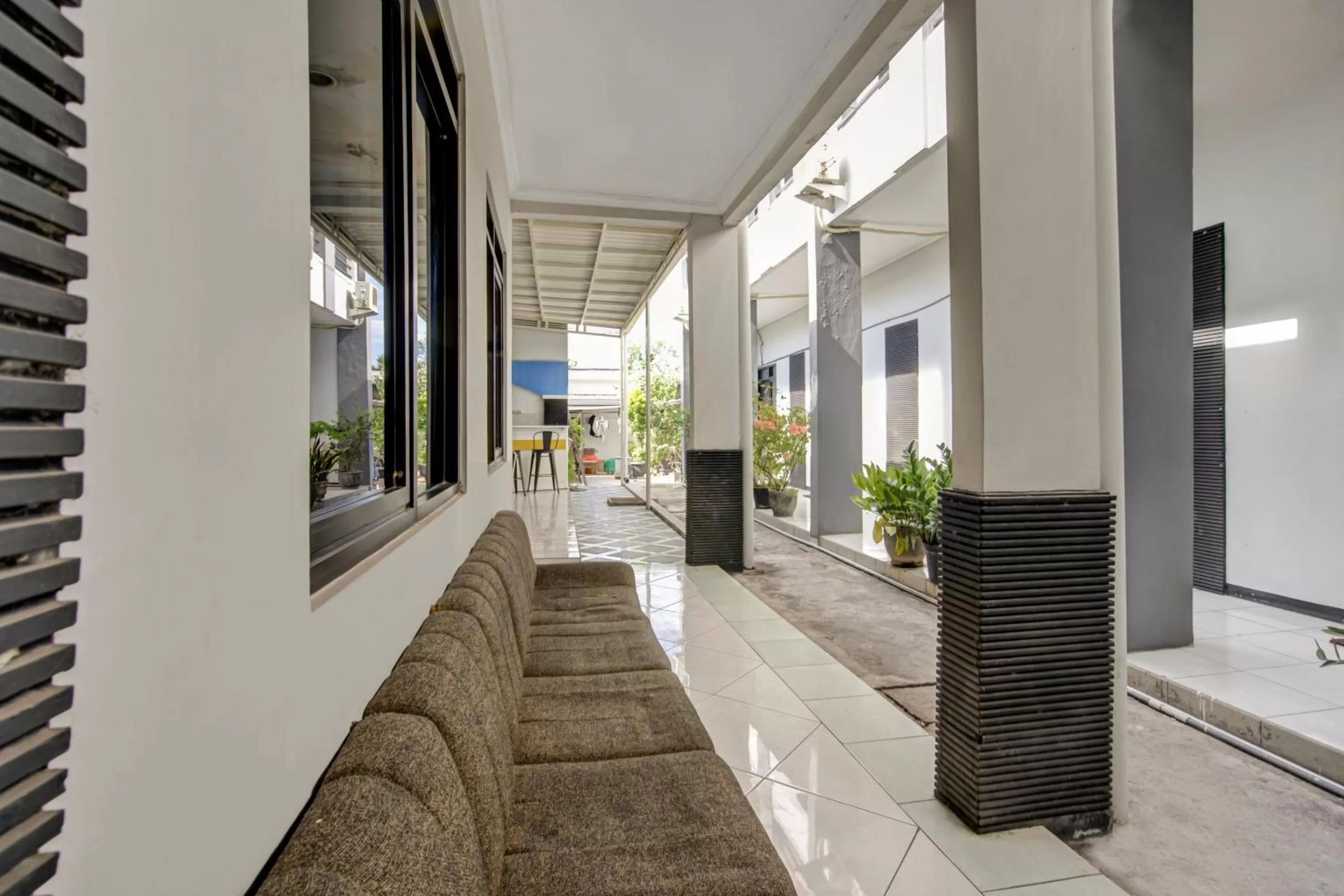 Lobby or reception in OYO 3862 Syariah Hotel Pandan Wangi