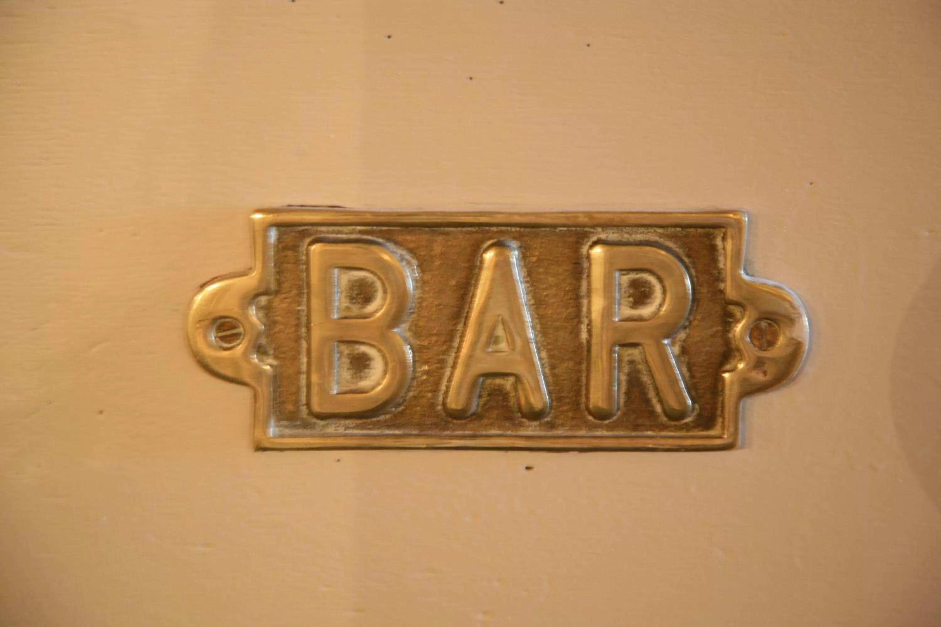 Logo/Certificate/Sign, Logo/Certificate/Sign/Award in The Swan Hotel