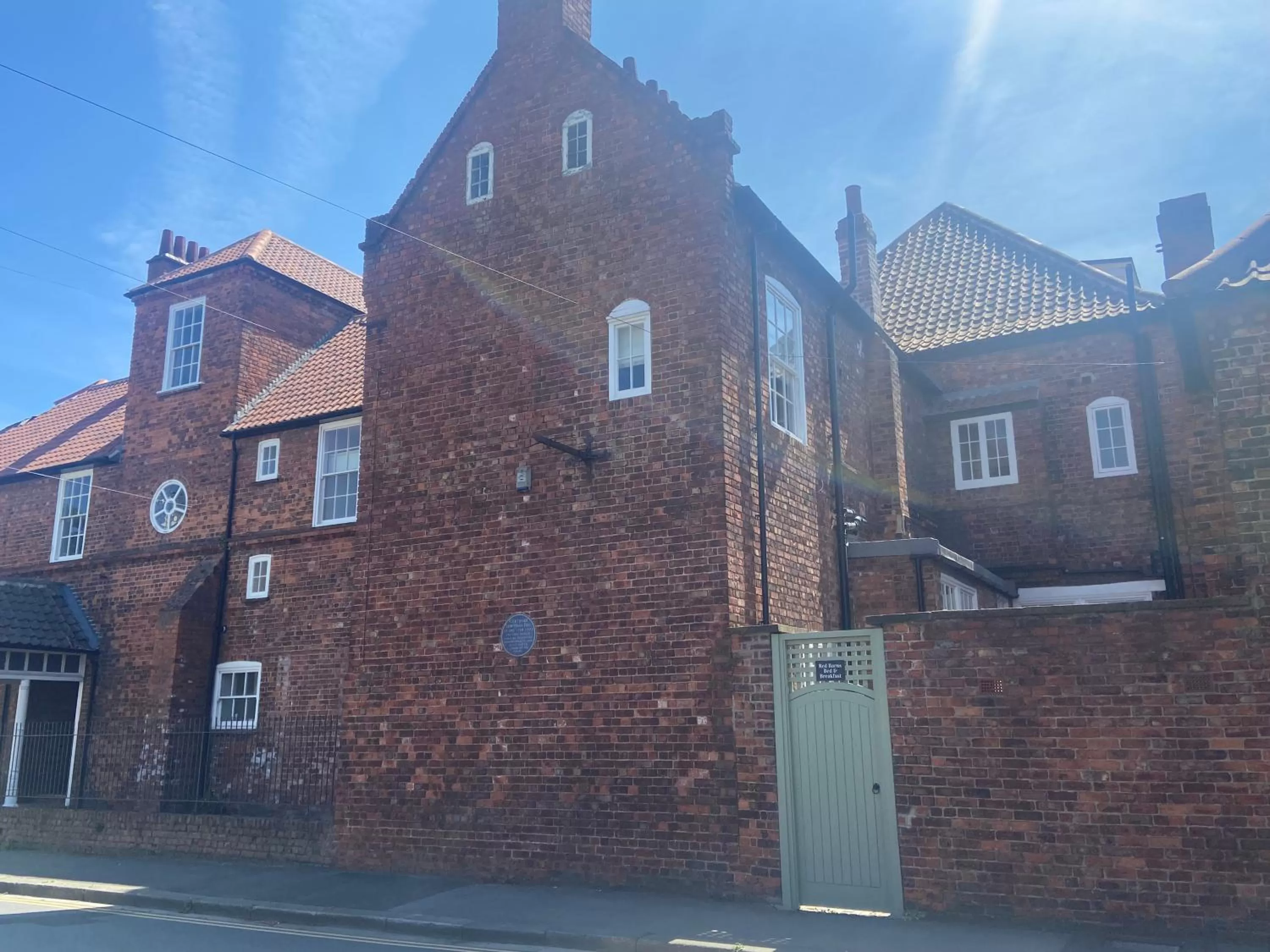 Property building in Red Barns Bed & Breakfast