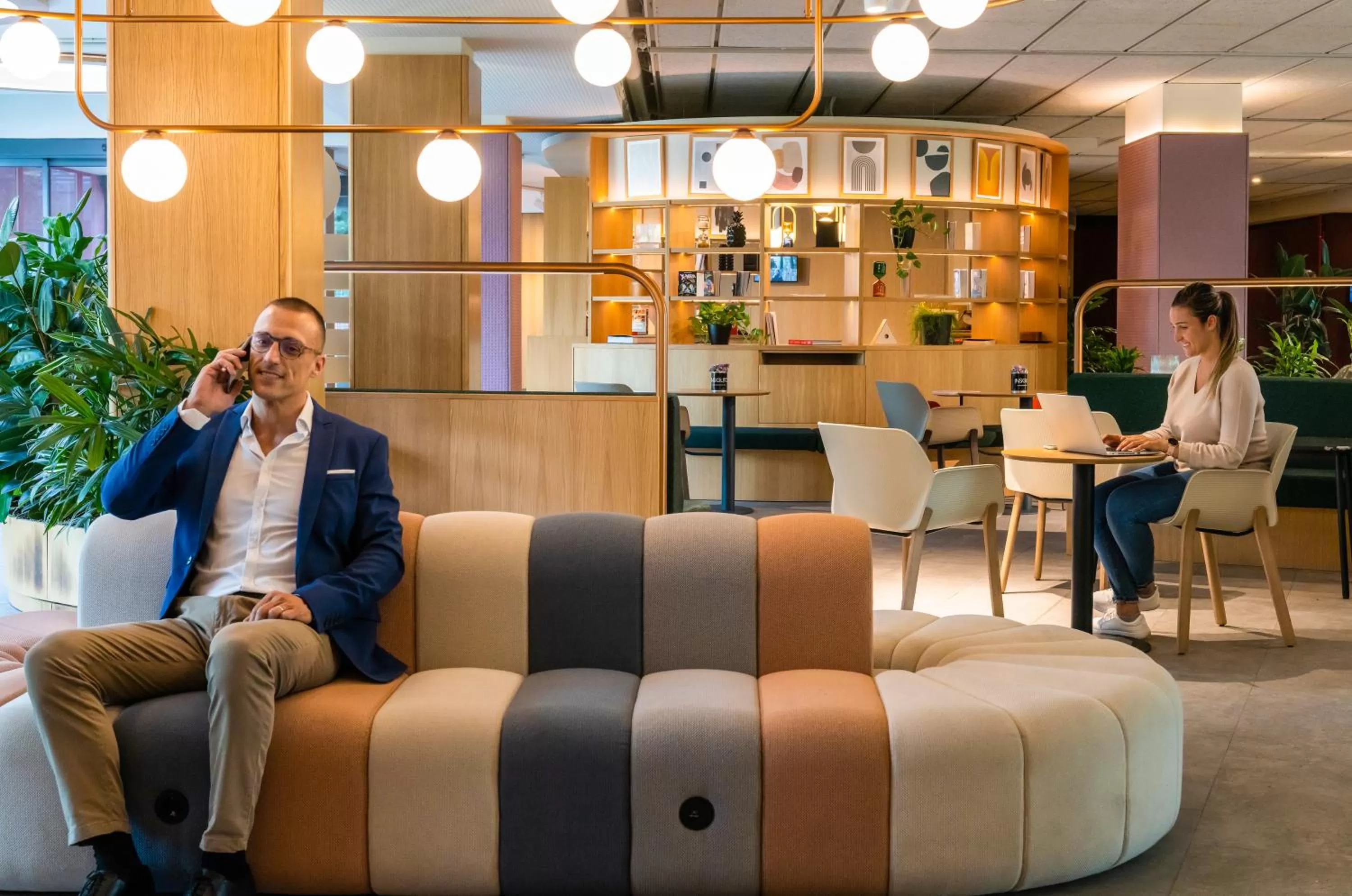 Communal lounge/ TV room in Ibis Styles Madrid City Las Ventas